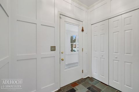 Tiny photo for 345 Roosevelt Place, Grosse Pointe City, MI 48230 (MLS # 58050199725)