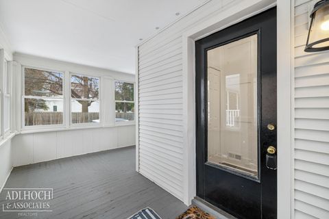 Tiny photo for 345 Roosevelt Place, Grosse Pointe City, MI 48230 (MLS # 58050199725)