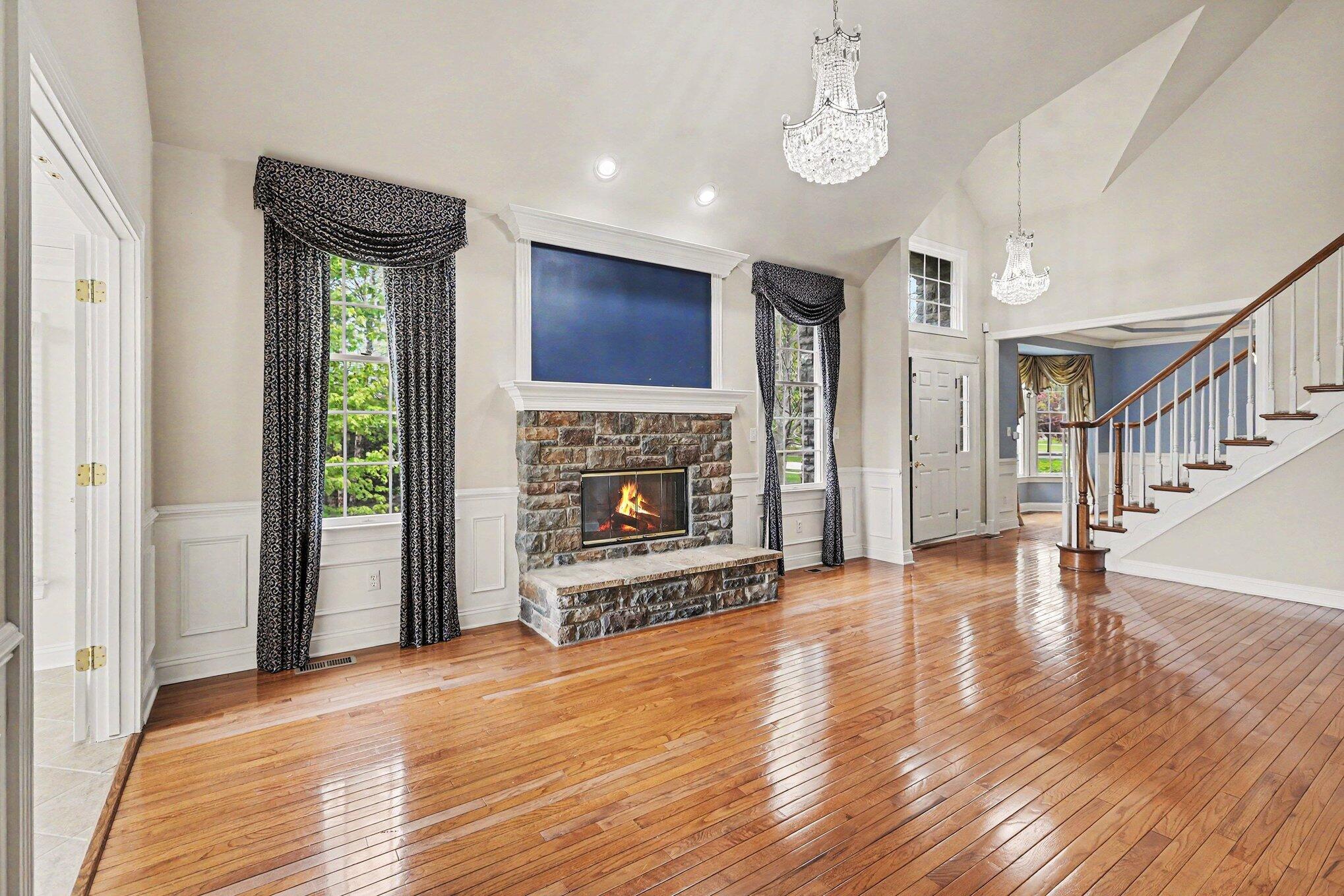 24829 Reeds Pointe Drive