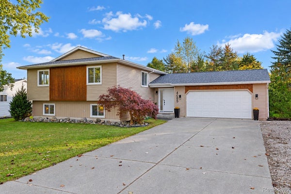 4085 BECKER ST, LINDEN, MI 48451 - Image 806c1ceebfcf0bcb3c69ea4cfc7f1dad/744827846