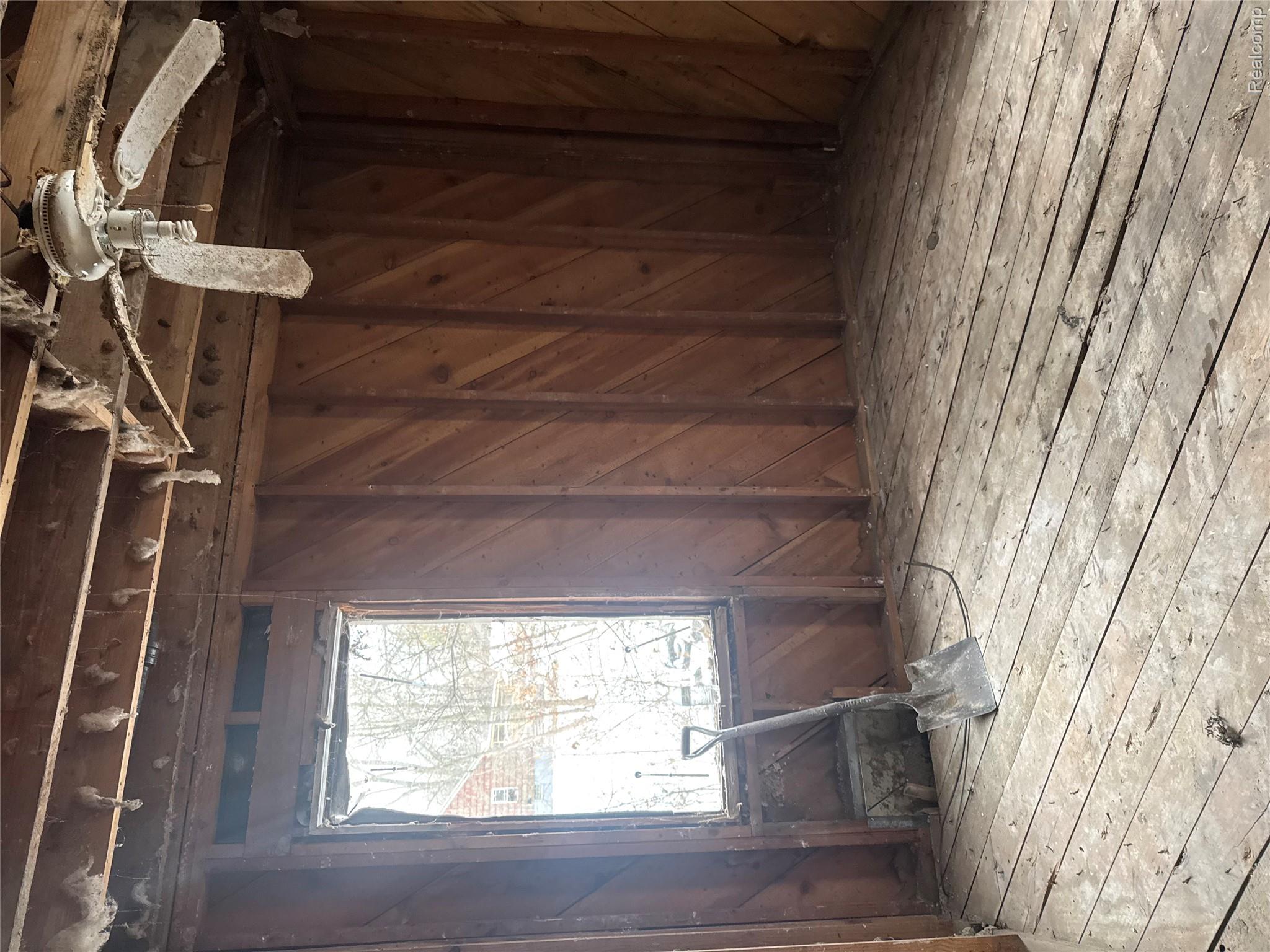 18541 Fielding Street