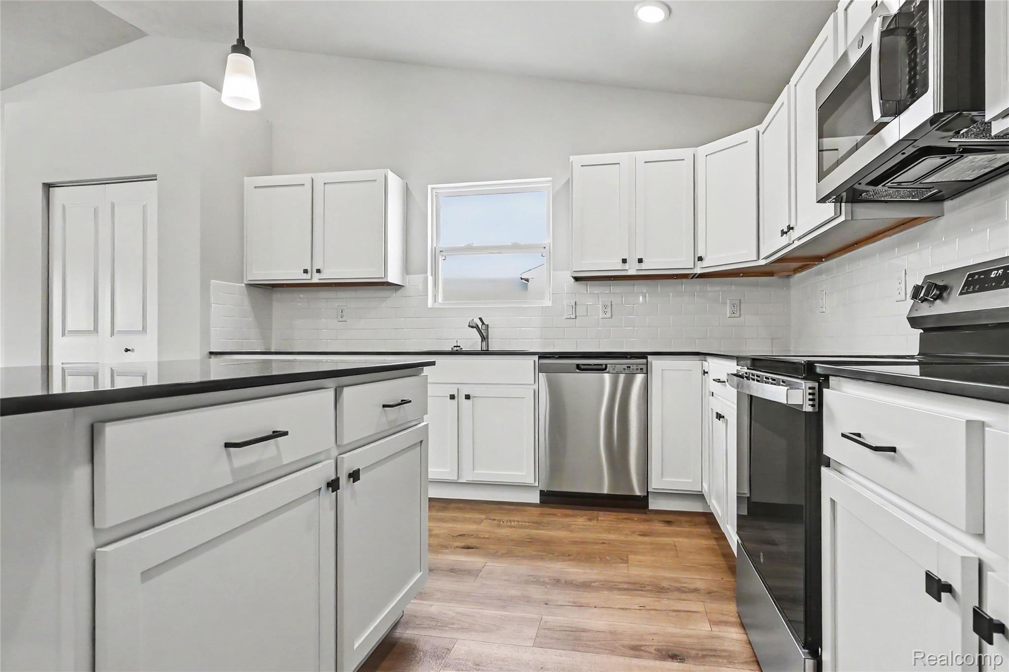6300 Tommy Trail