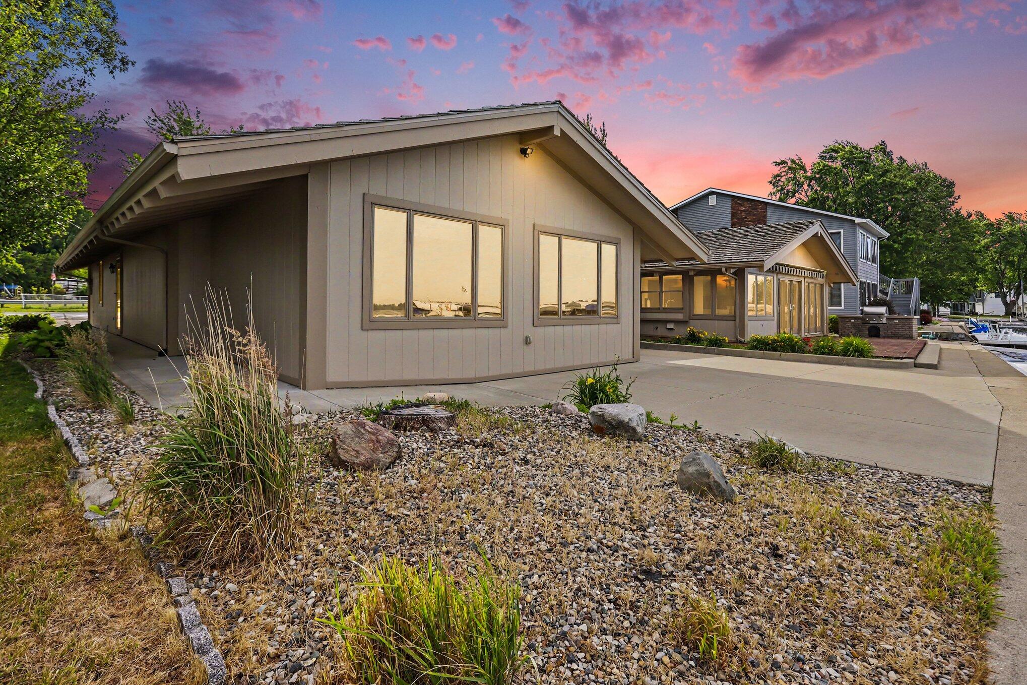564 Lake Drive