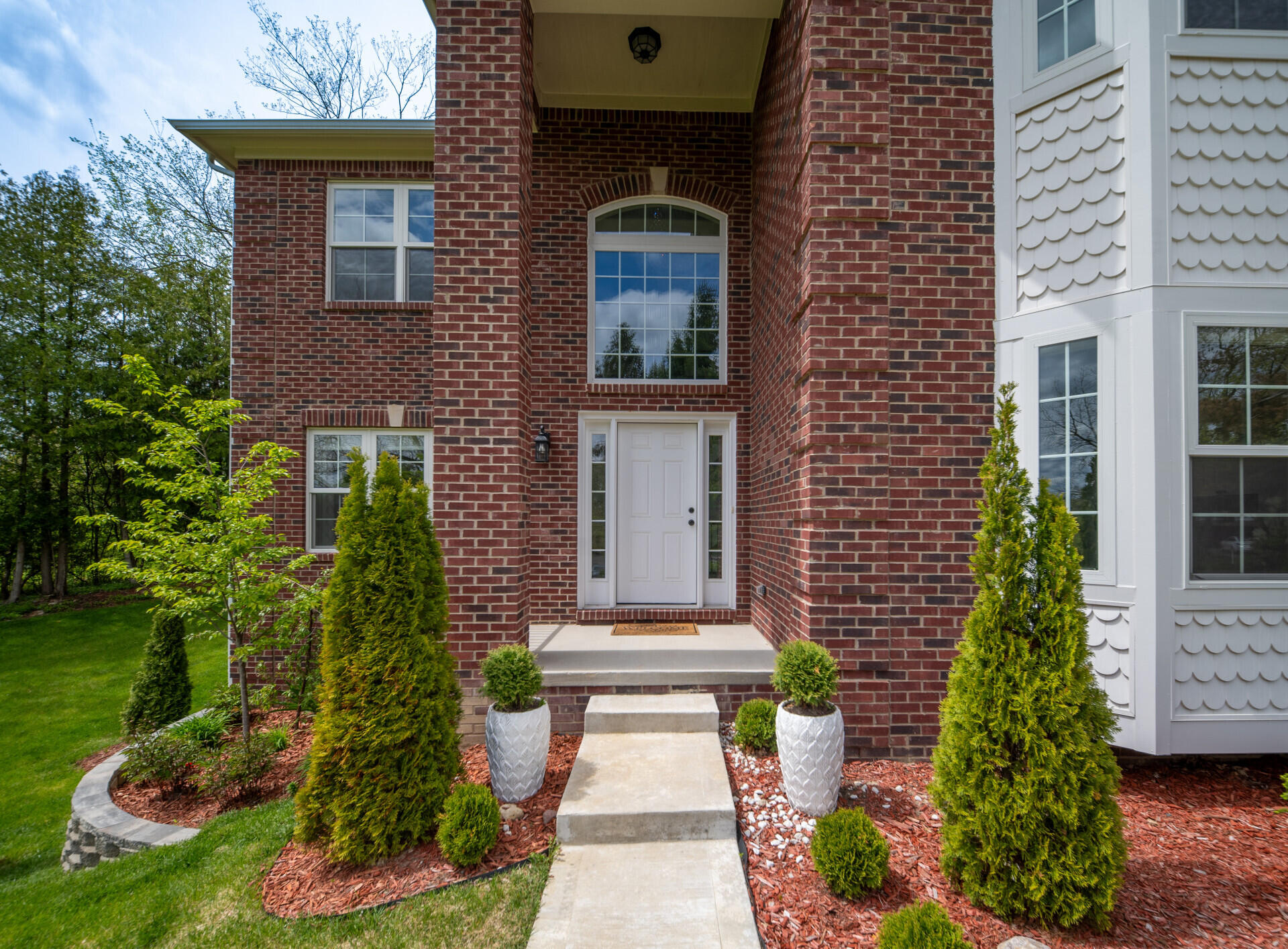 1360 Fairlane Drive