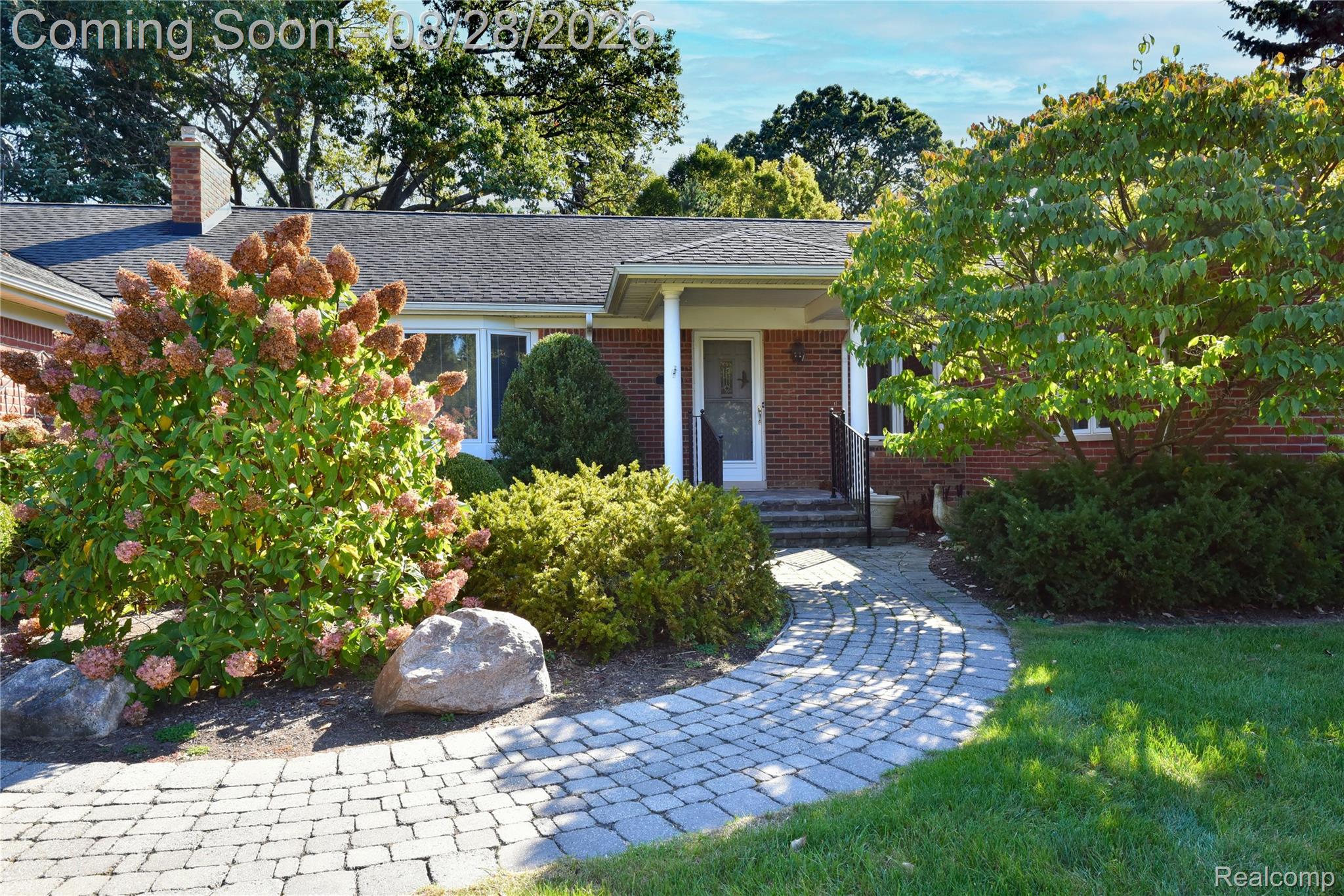 3851 Carriage Road