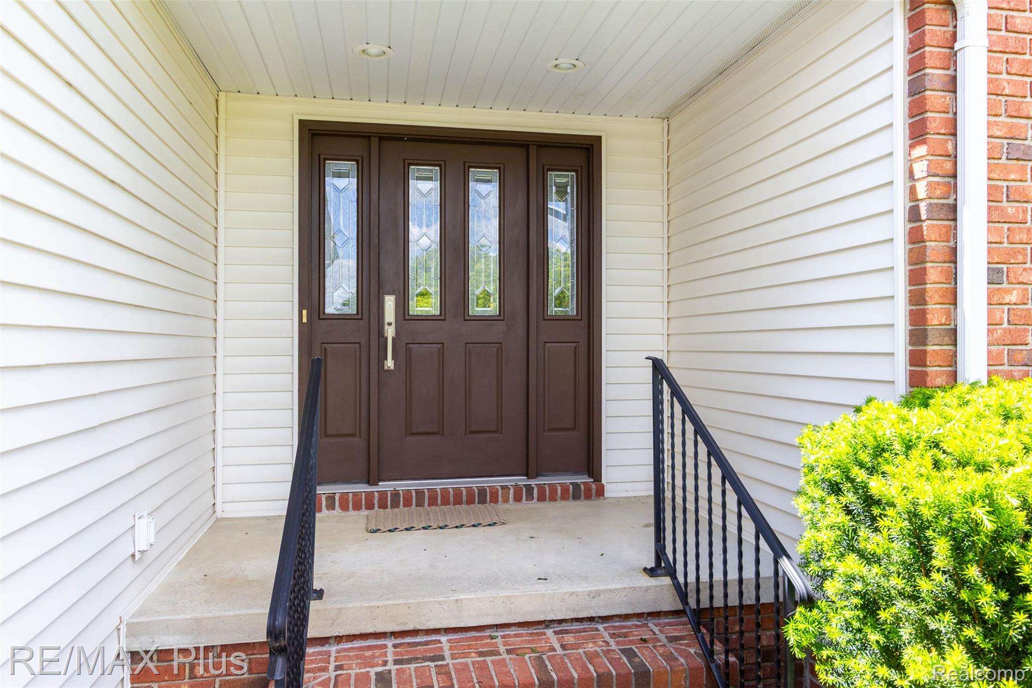 353 Golfside Drive
