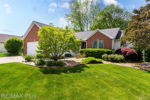 353 Golfside Drive Lapeer City MI 48446