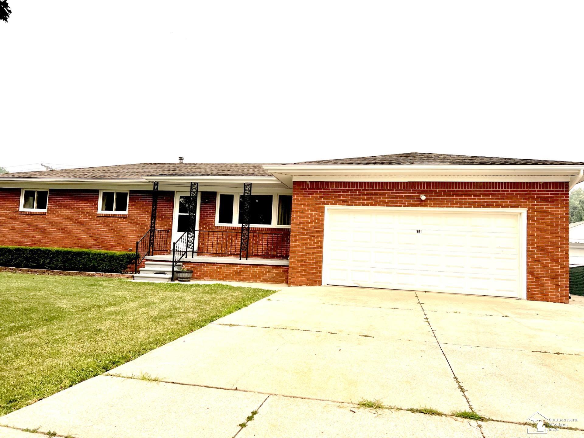 901 huber Drive