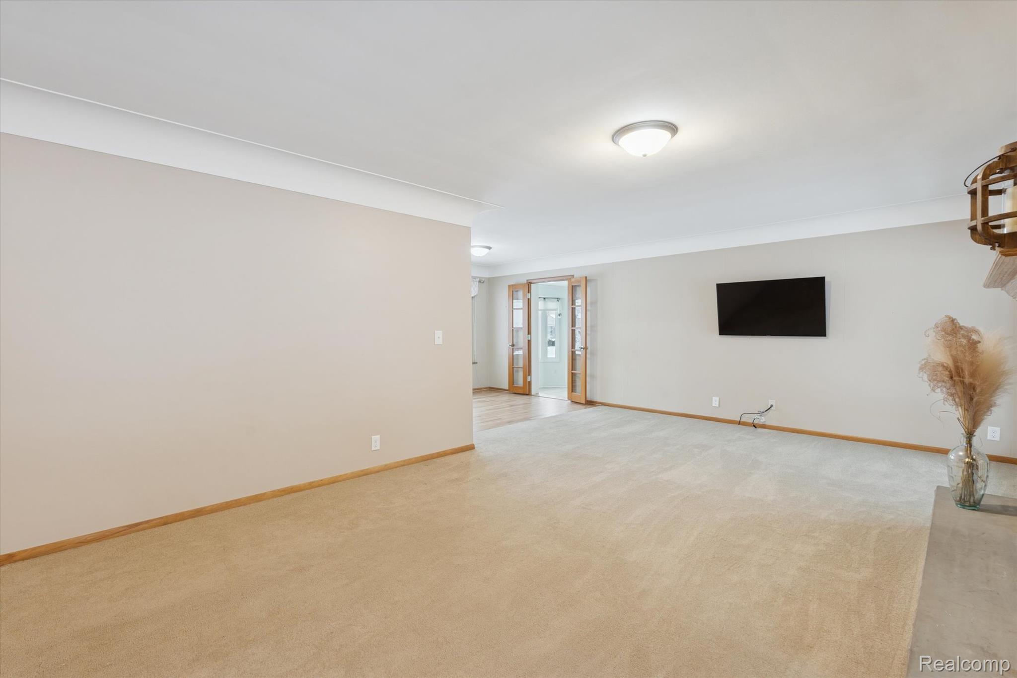 Grand Blanc, Michigan 48439, United States, 3 Bedrooms Bedrooms, ,2 BathroomsBathrooms,Residential,Pending,251276