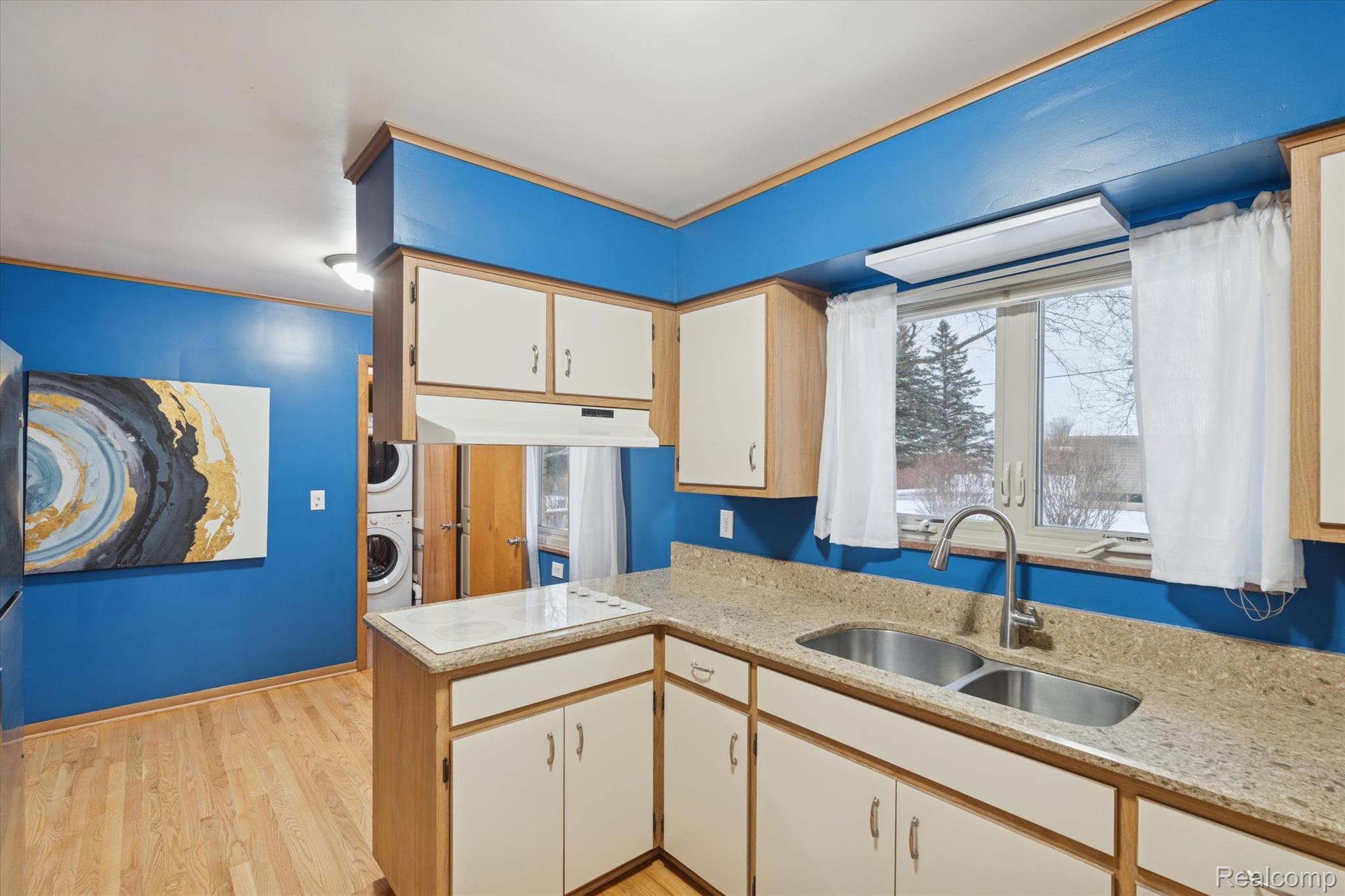 Grand Blanc, Michigan 48439, United States, 3 Bedrooms Bedrooms, ,2 BathroomsBathrooms,Residential,Pending,251276