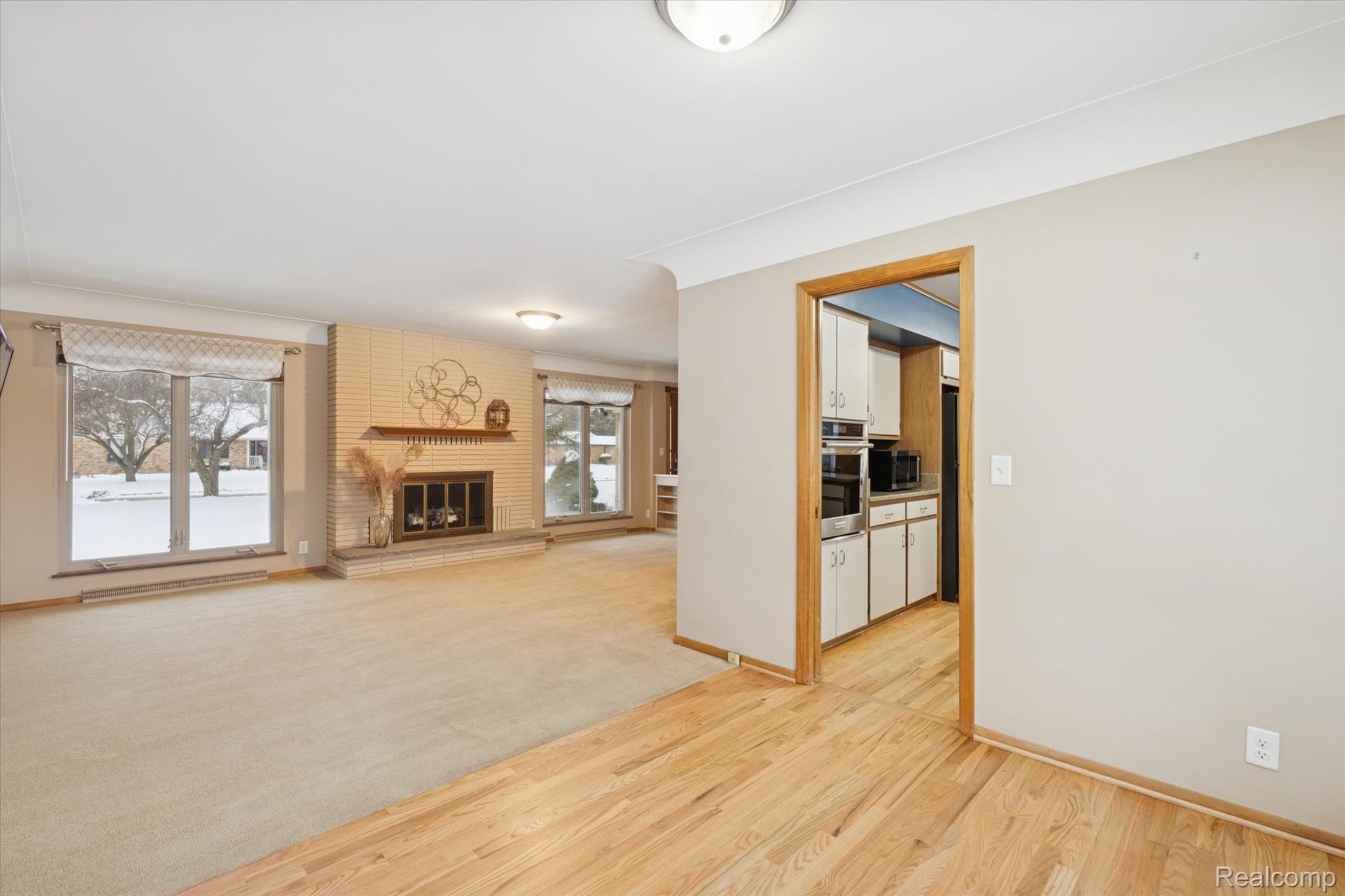 Grand Blanc, Michigan 48439, United States, 3 Bedrooms Bedrooms, ,2 BathroomsBathrooms,Residential,Pending,251276