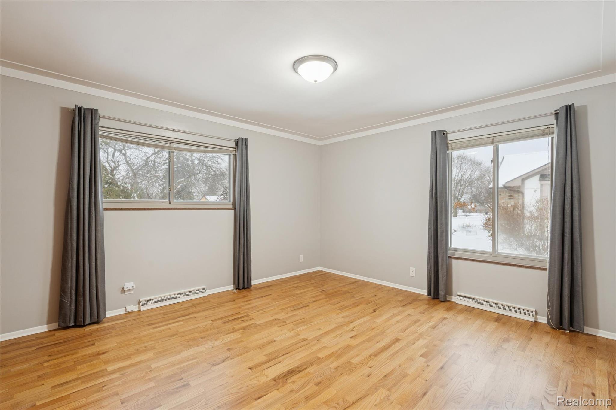 Grand Blanc, Michigan 48439, United States, 3 Bedrooms Bedrooms, ,2 BathroomsBathrooms,Residential,Pending,251276