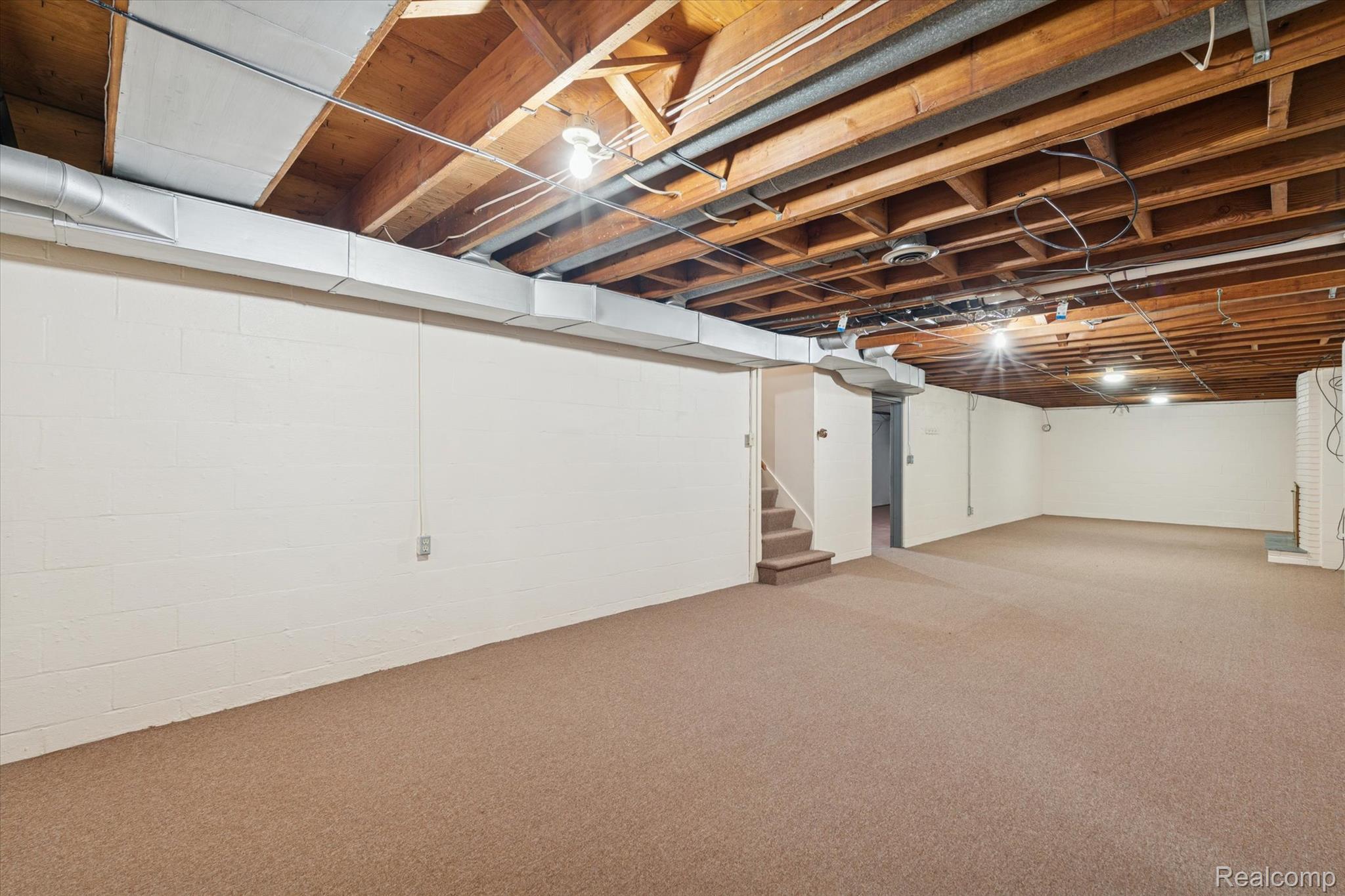 Grand Blanc, Michigan 48439, United States, 3 Bedrooms Bedrooms, ,2 BathroomsBathrooms,Residential,Pending,251276