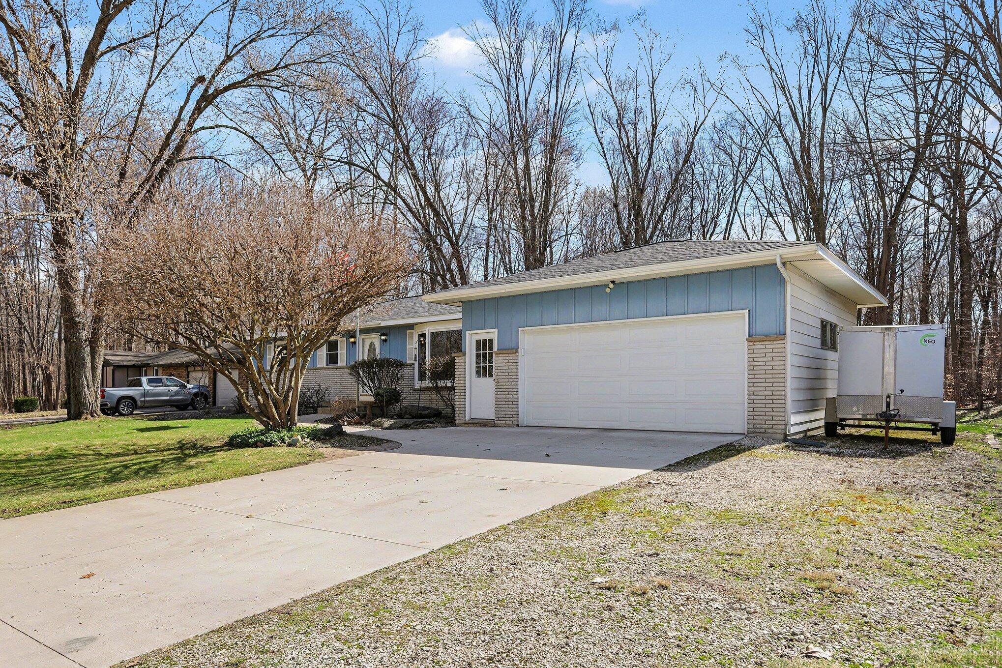 3228 Paris Park Drive SE