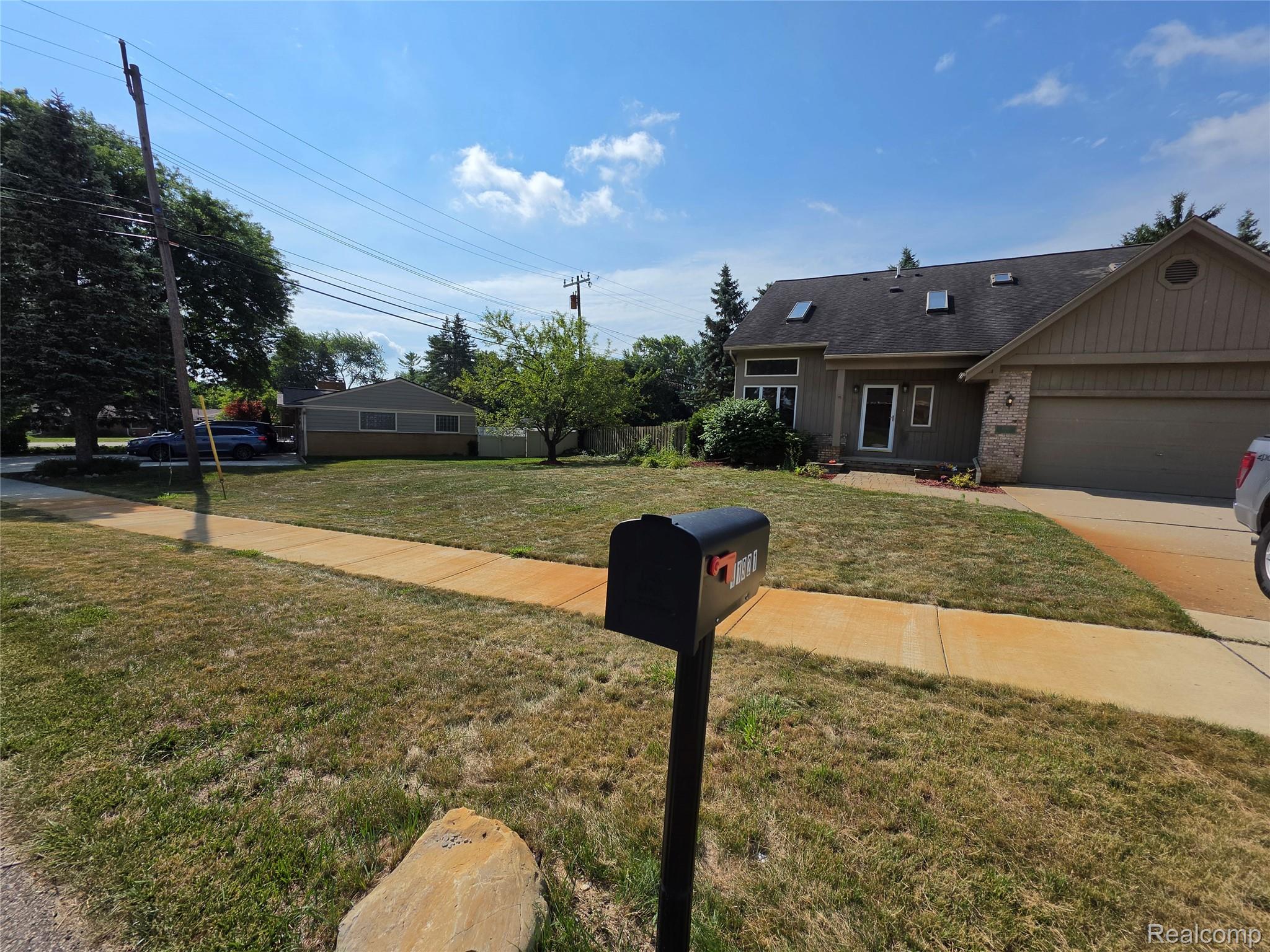 41921 Tamara Street