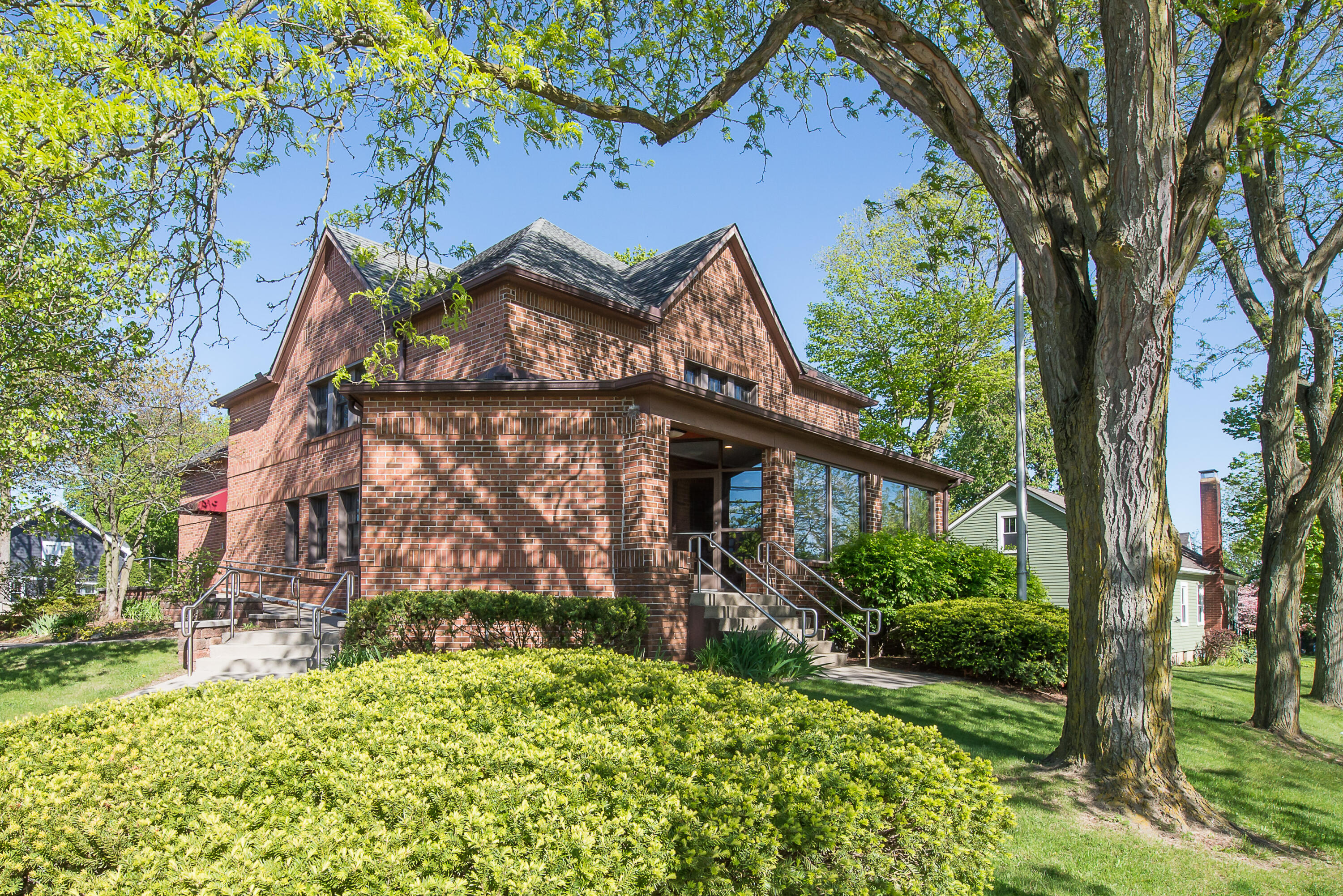 201 S Ann Arbor Street