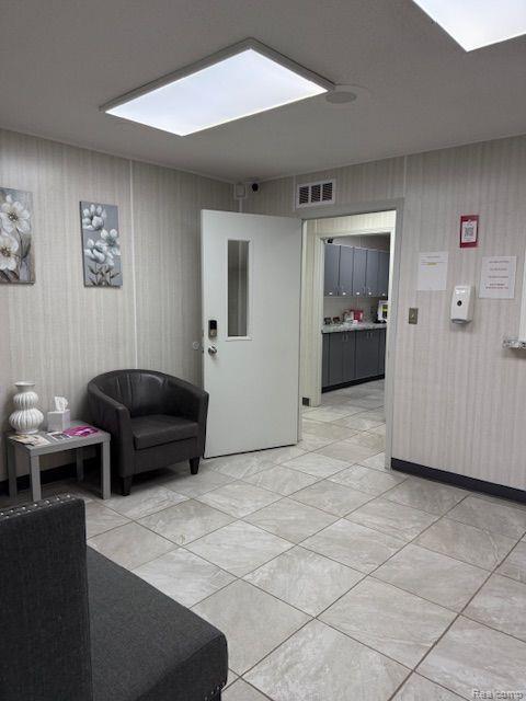 FlintCharterTownship_Genesee, Michigan 48507, United States, ,Residential,Active,104035