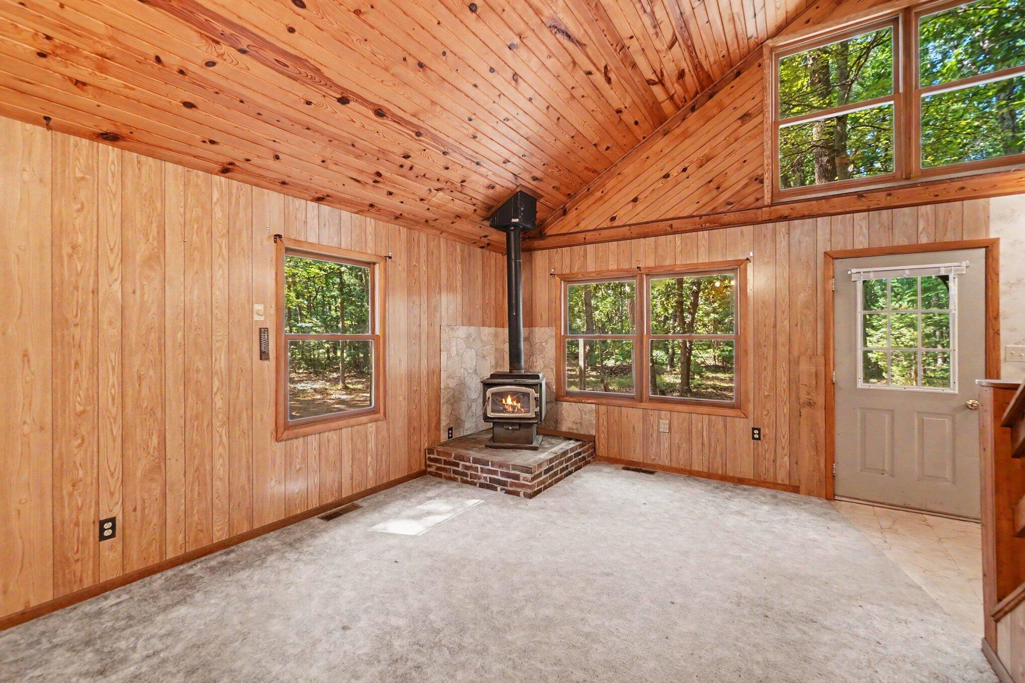 760 S Walhalla Road