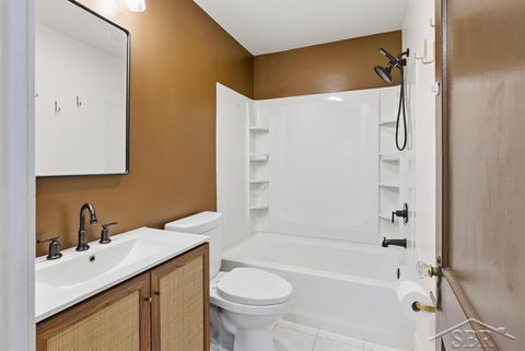 Tiny photo for 908 McCormick Street, Bay City City, MI 48708 (MLS # 61050197580)