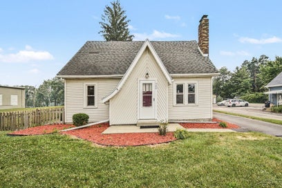 380 S Main Street Tittabawassee Township MI 48623