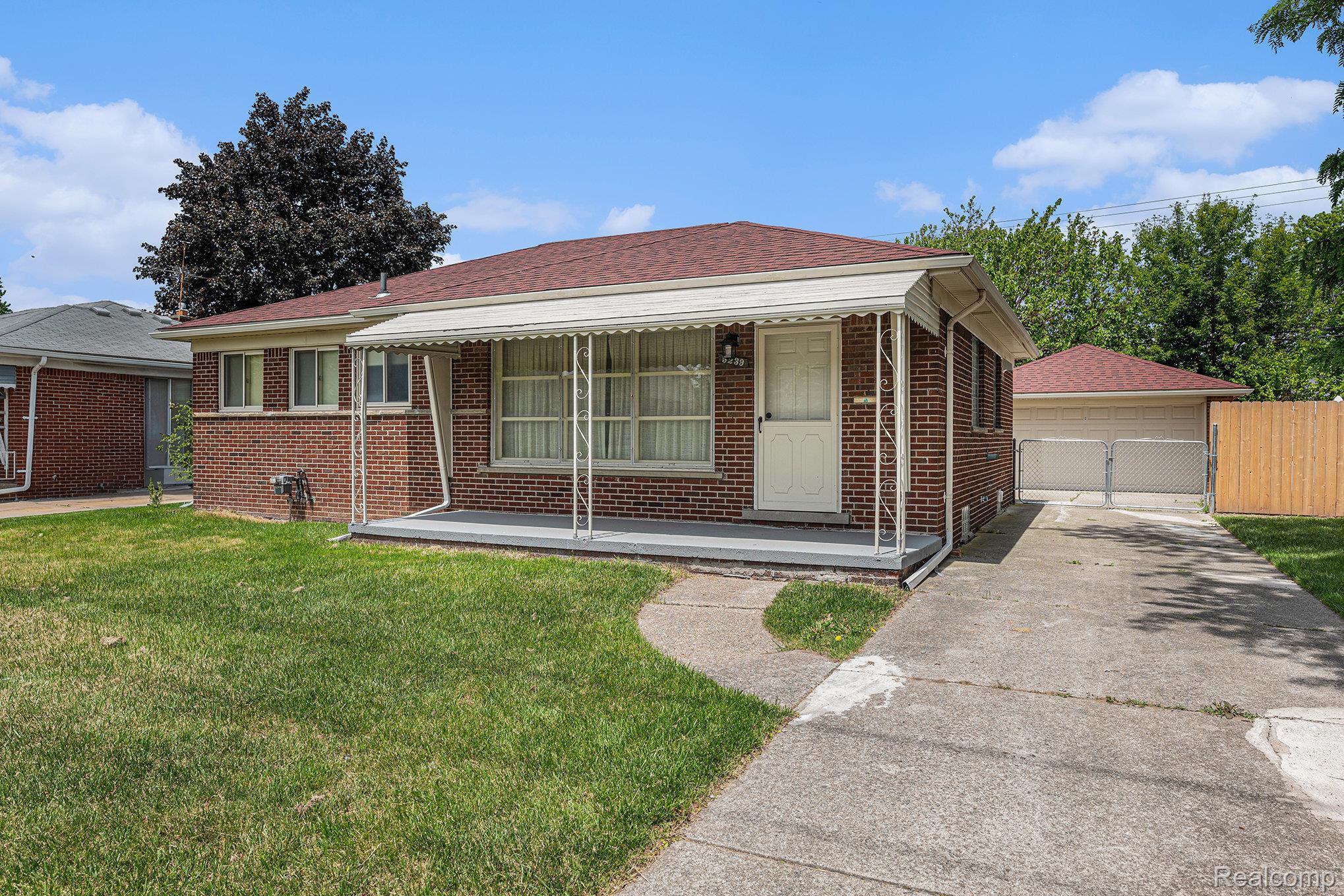 5239 East 13 Mile Road
