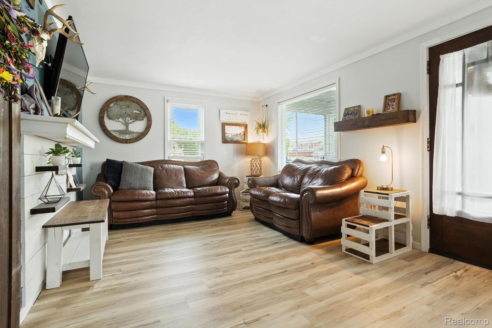 2037 Saint Clair River Drive