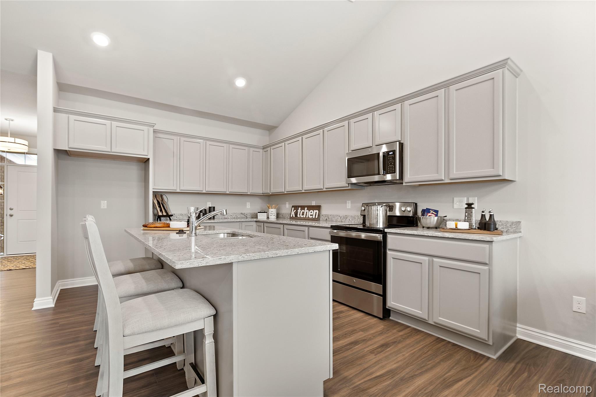 2268 Chase Drive 113