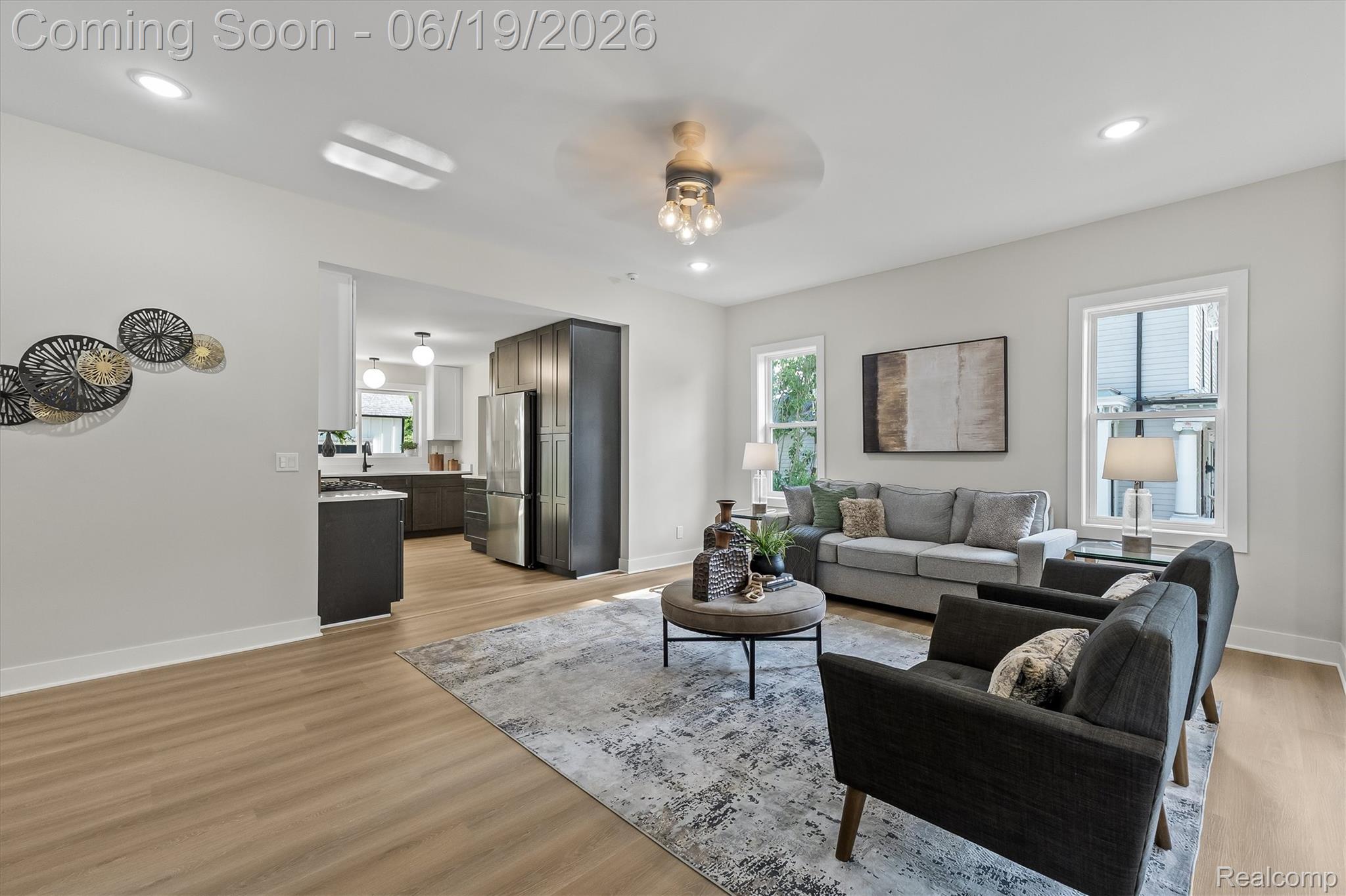 117 E Church Street E