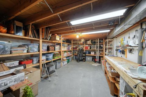 listing image 44
