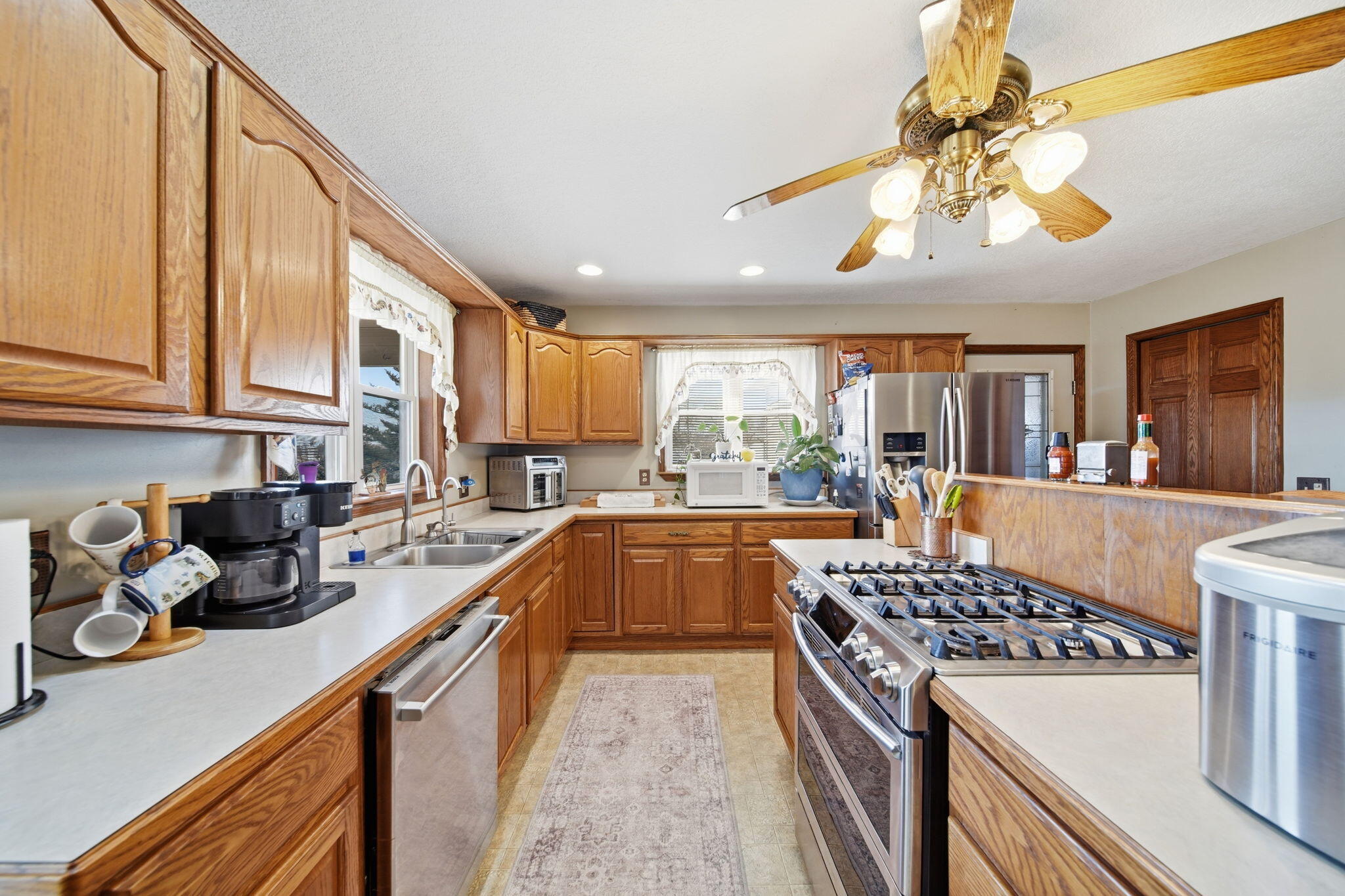 18598 Bradstreet Road