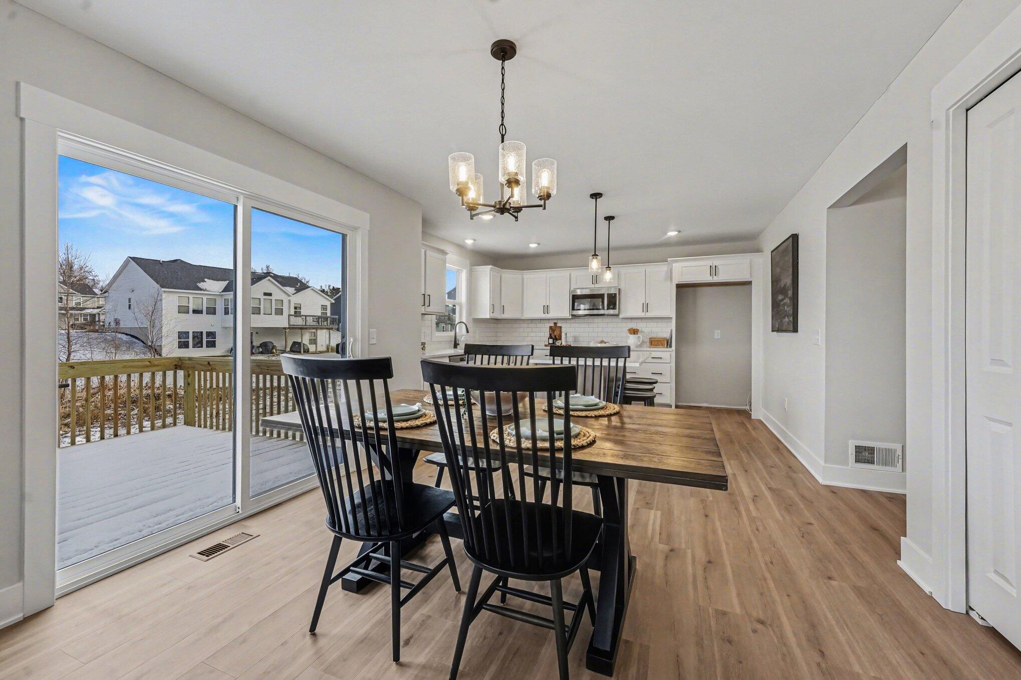 1831 Stratford Lane NW