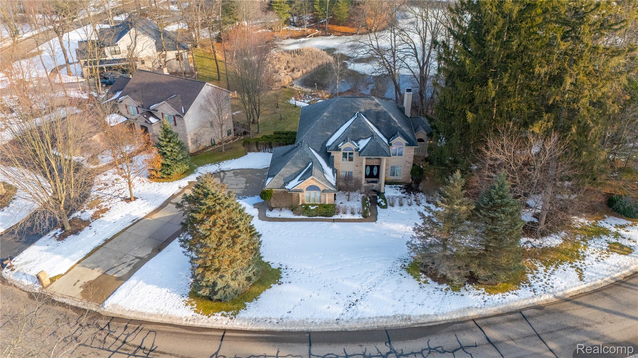 1753 Deer Path Trail