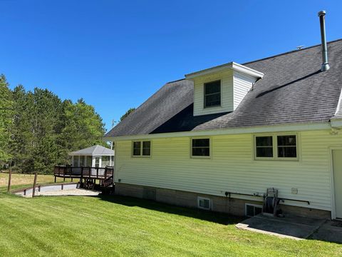 Tiny photo for 21238 Lakola Road, Burdell Township, MI 49688 (MLS # 78080066088)