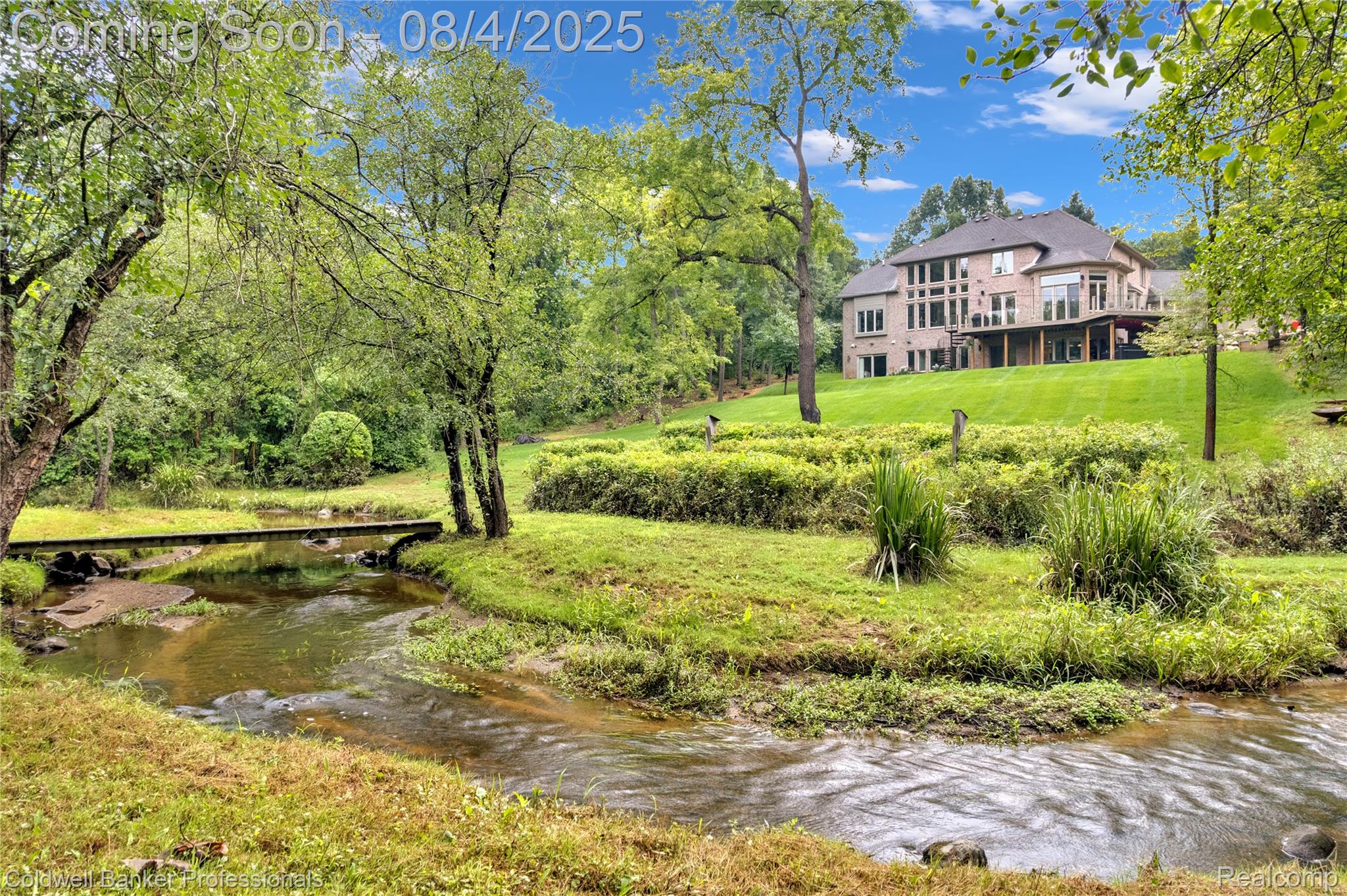 668 E Buell Road