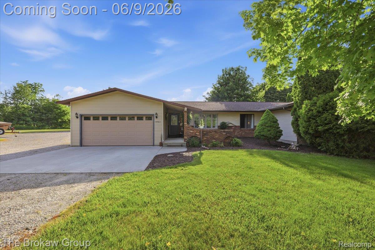 5461 N Henderson Road