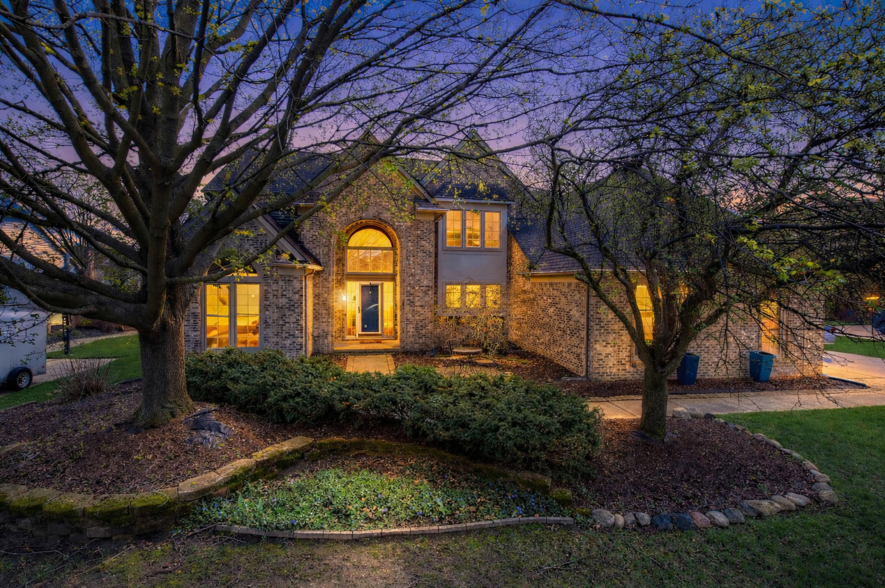 48135 Covington Court