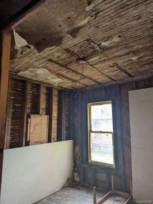 8908 CHARLEVOIX ST, DETROIT, MI 48214 - Image 80fadf446e8e593eb8b5f052ca8f9196/2125802745