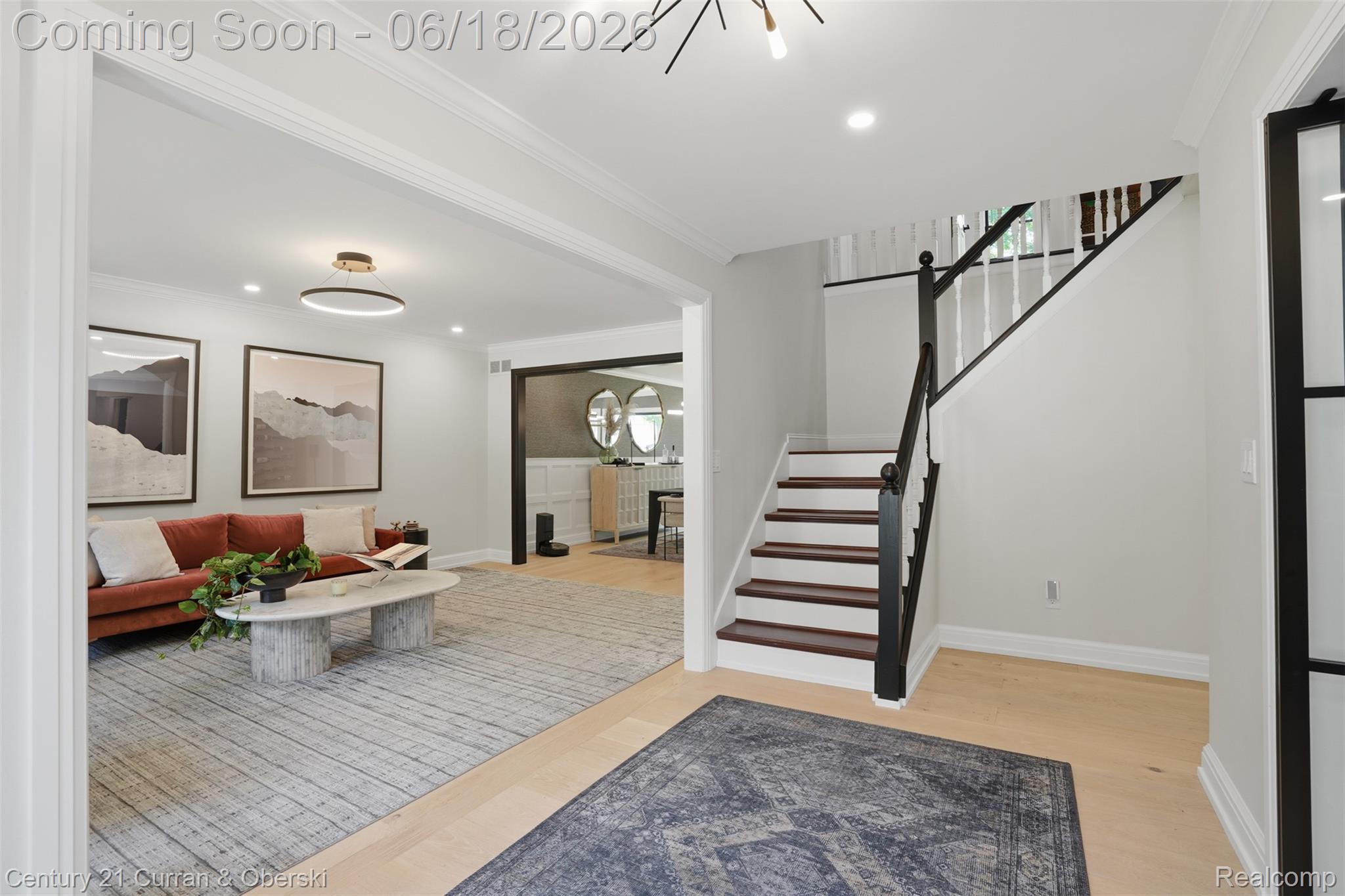42149 Crestview Circle