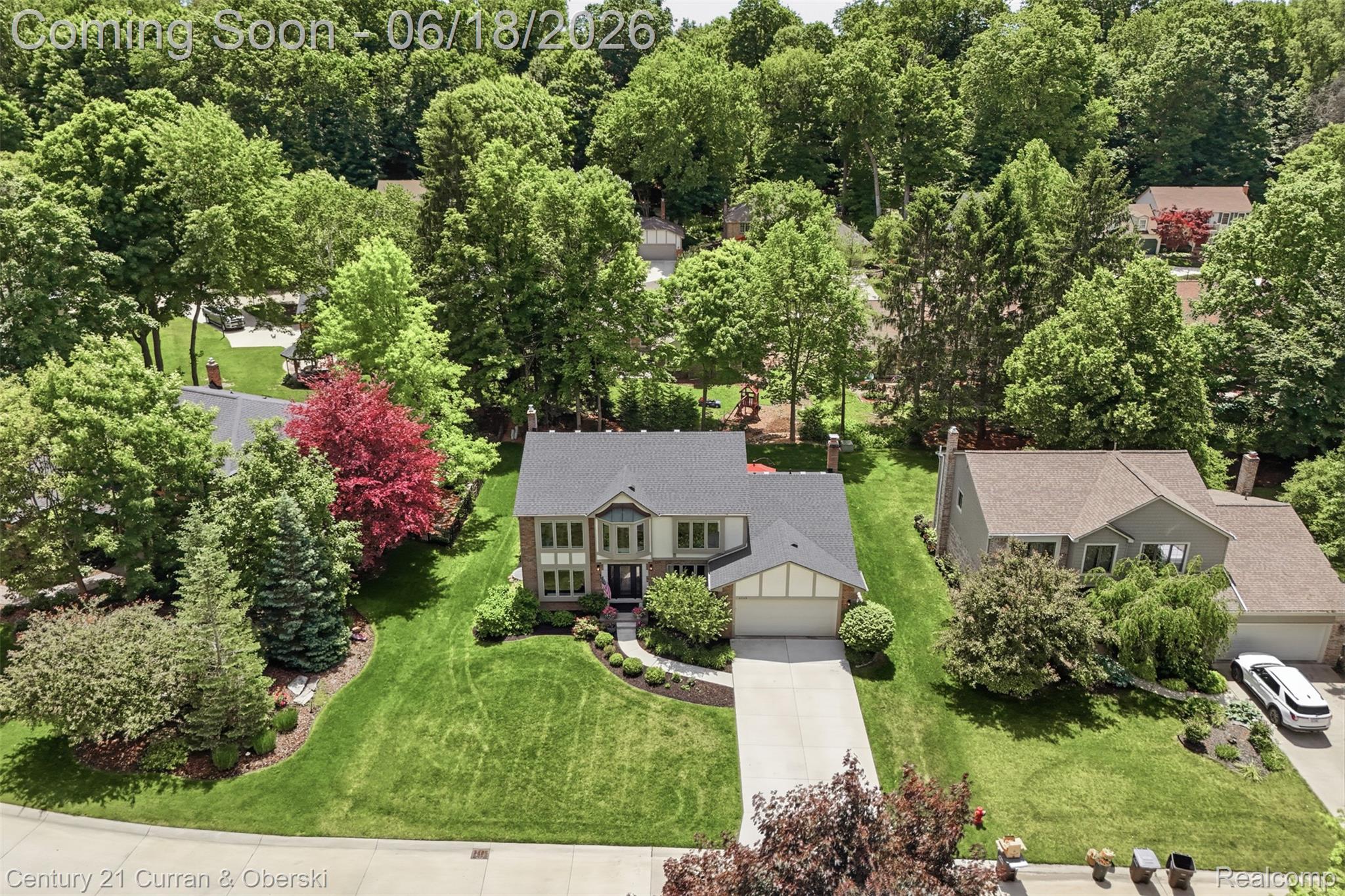42149 Crestview Circle