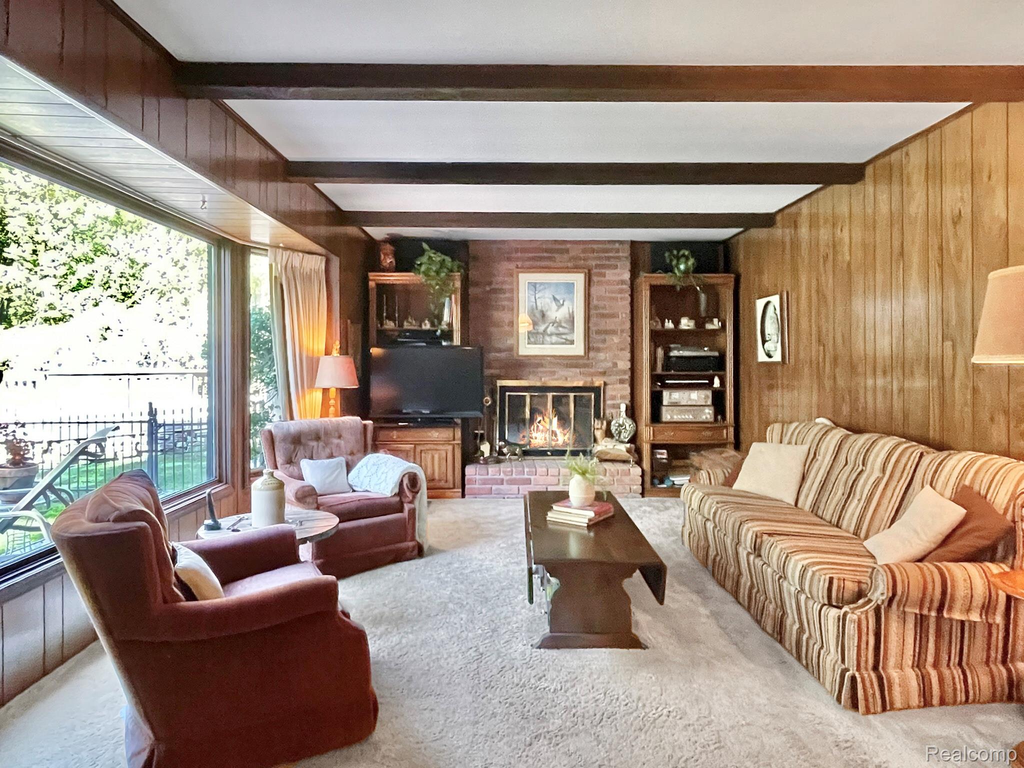 Oakland Charter Township, Michigan 48306, United States, 5 Bedrooms Bedrooms, ,3 BathroomsBathrooms,Residential,Active,226169