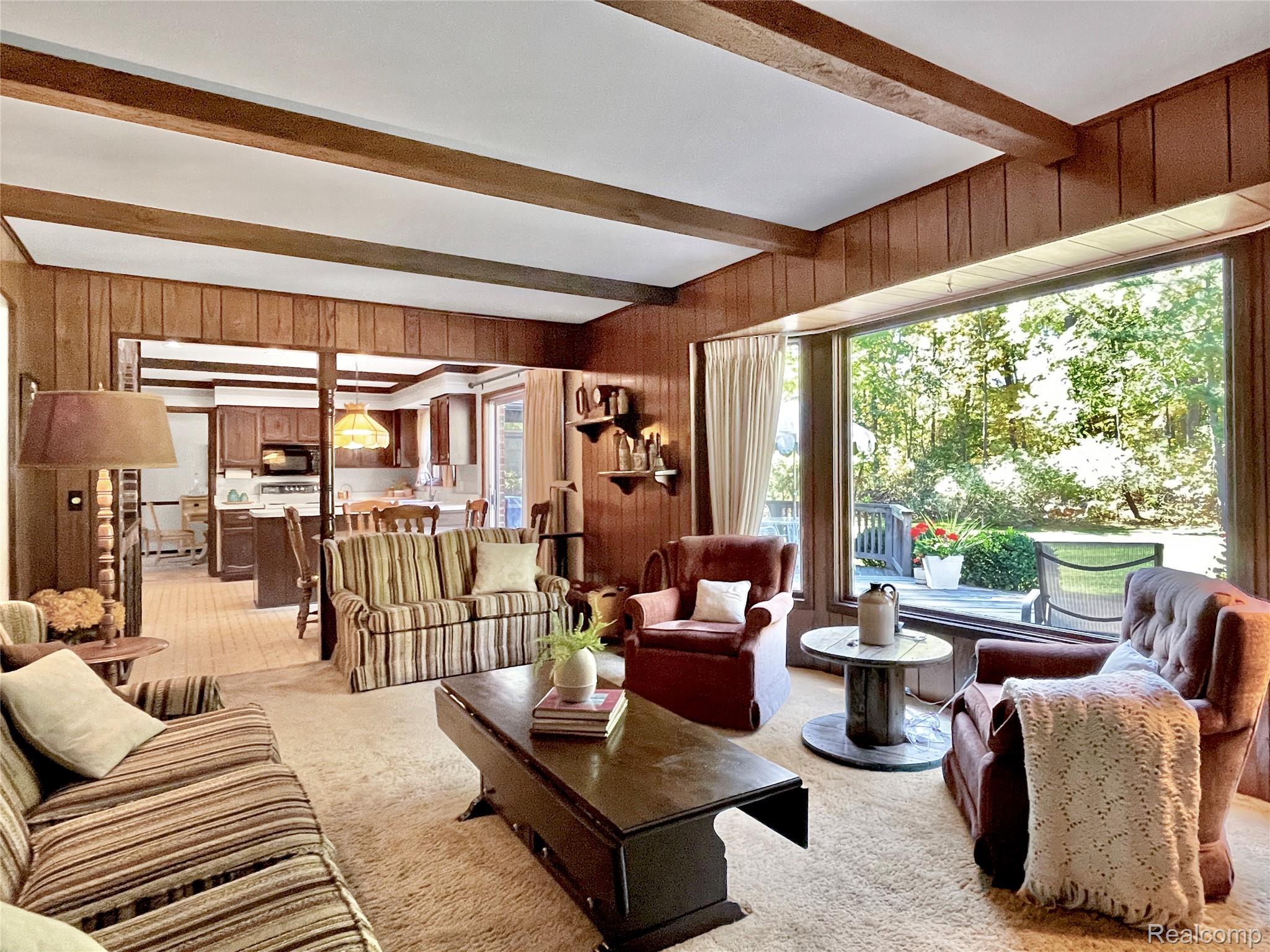 Oakland Charter Township, Michigan 48306, United States, 5 Bedrooms Bedrooms, ,3 BathroomsBathrooms,Residential,Active,226169