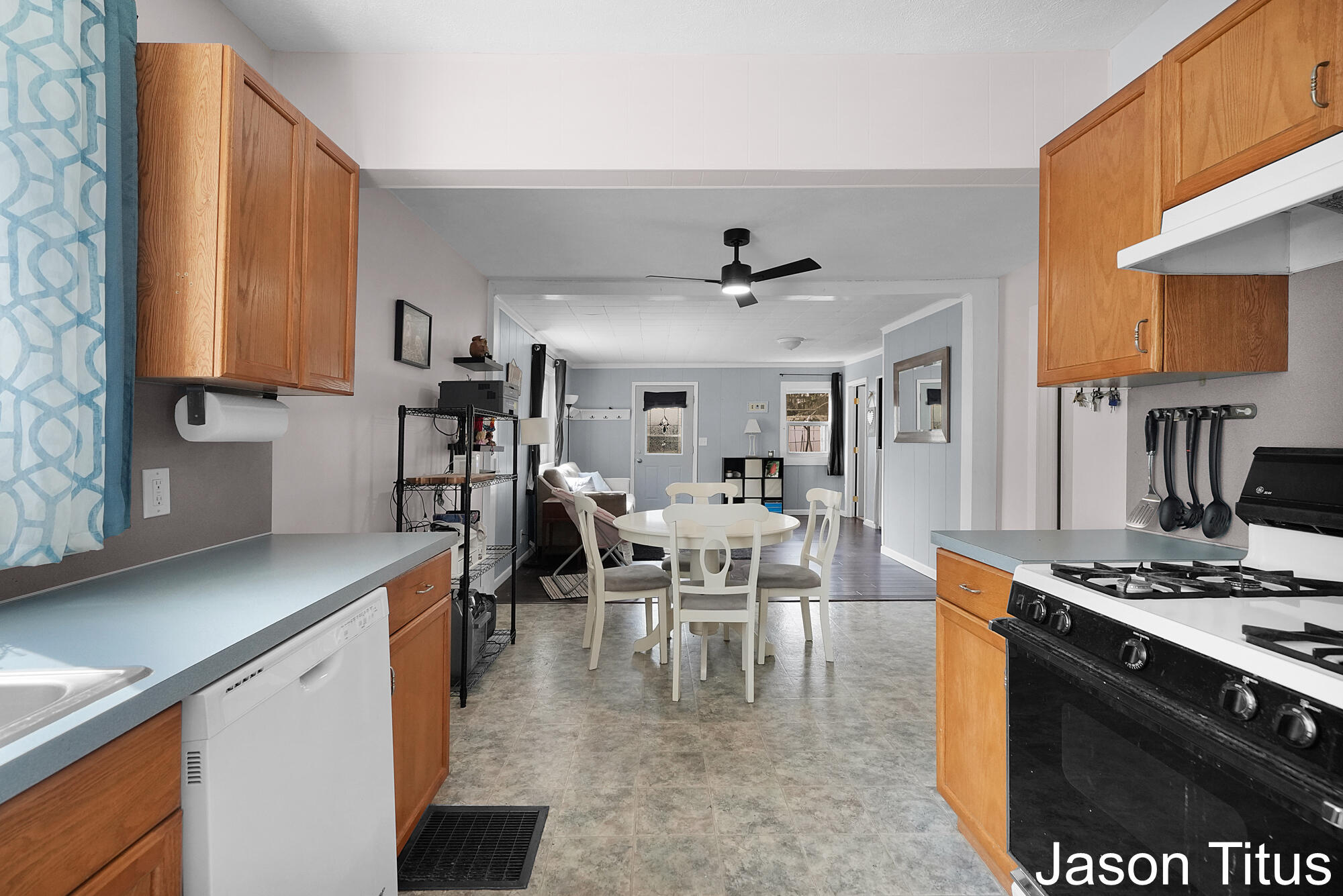 2507 Day Avenue NW