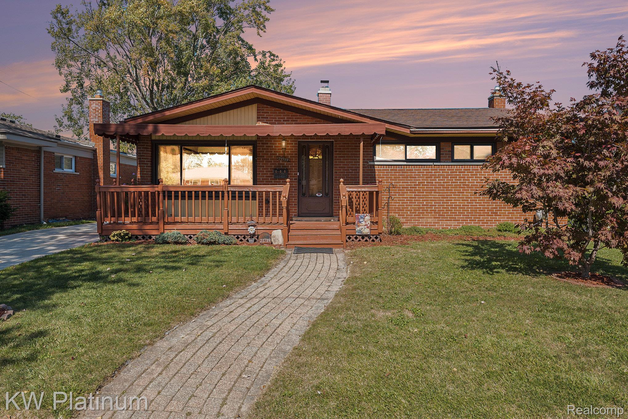 21719 Parkway Street