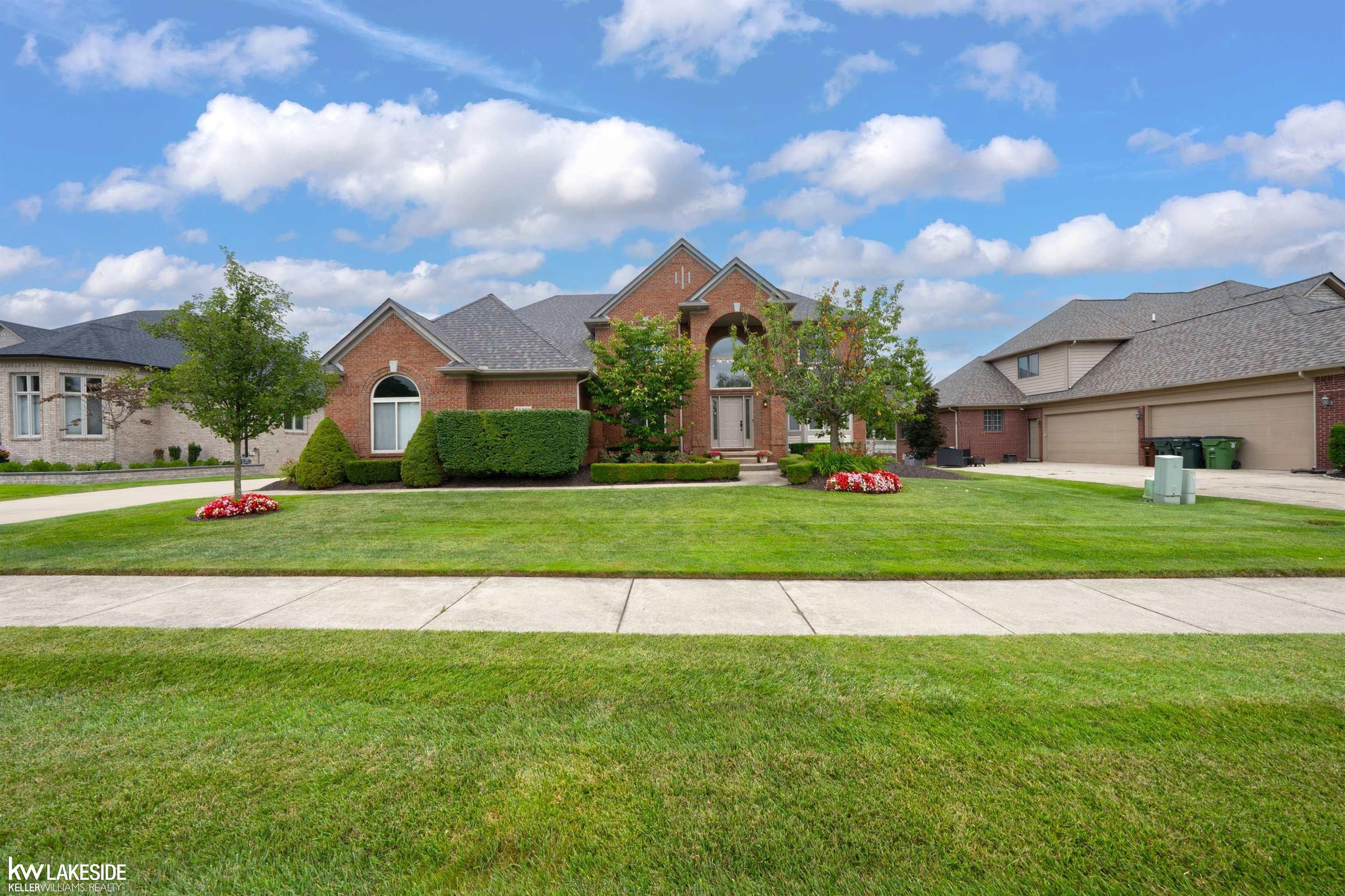 55582 Caesars Drive