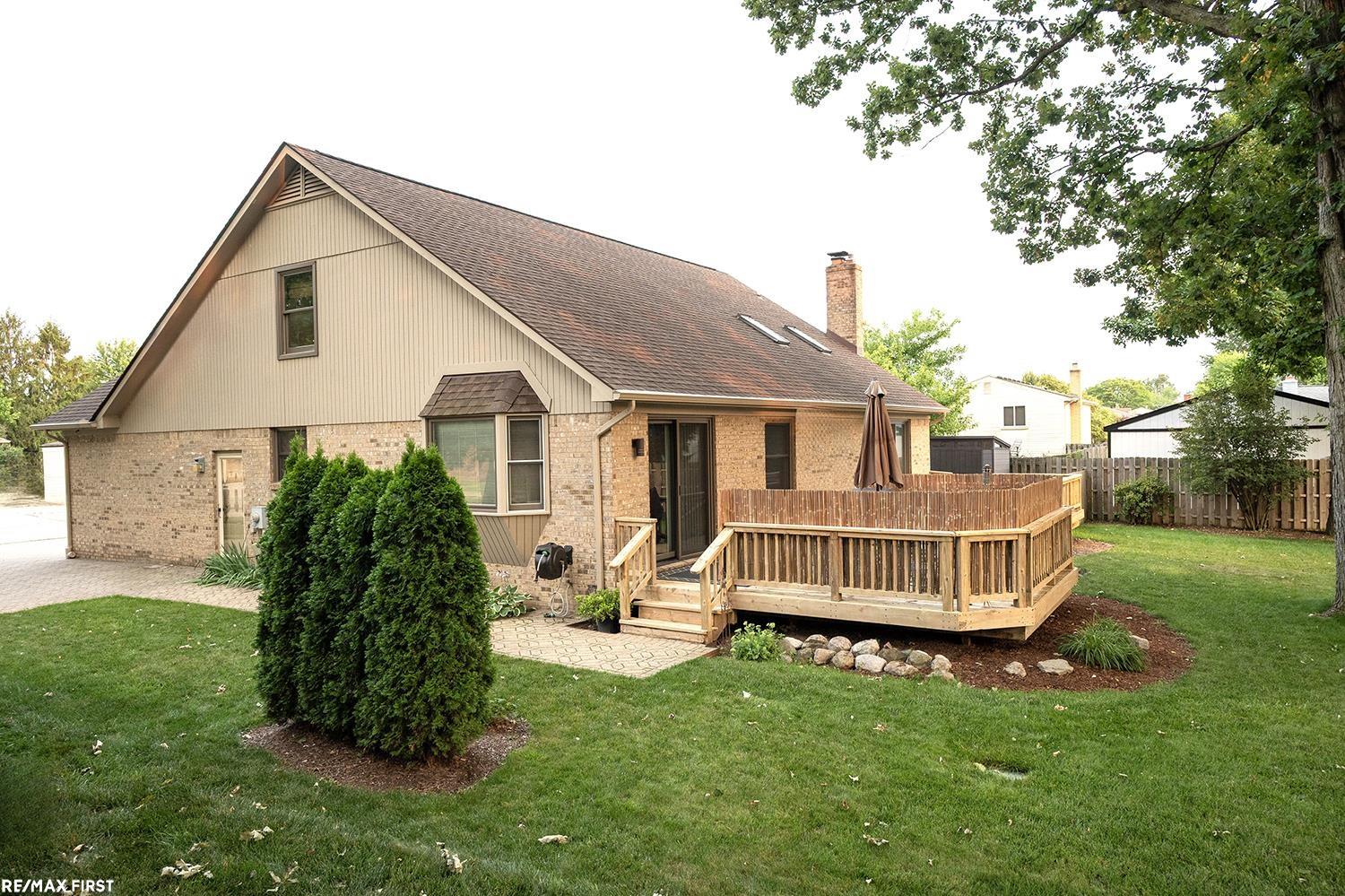 48315 Walden Road