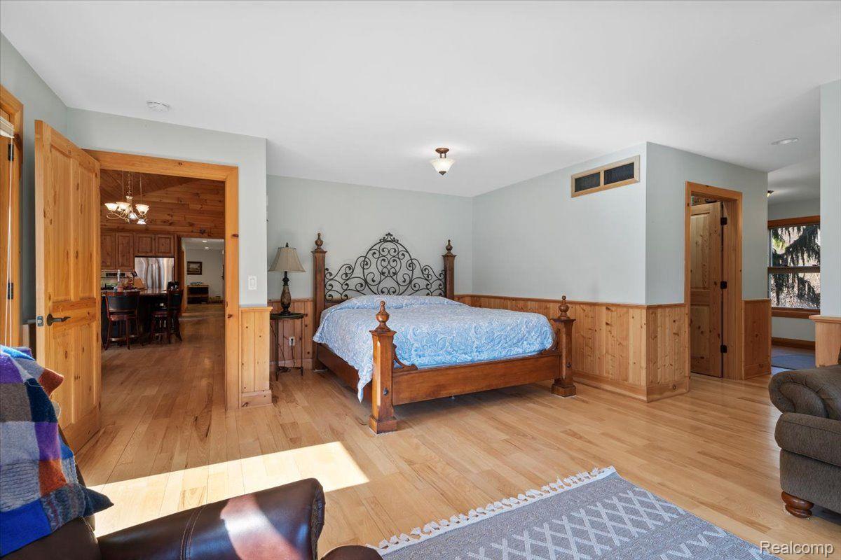 Groveland Township, Michigan 48462, United States, 5 Bedrooms Bedrooms, ,5 BathroomsBathrooms,Residential,Active,93544