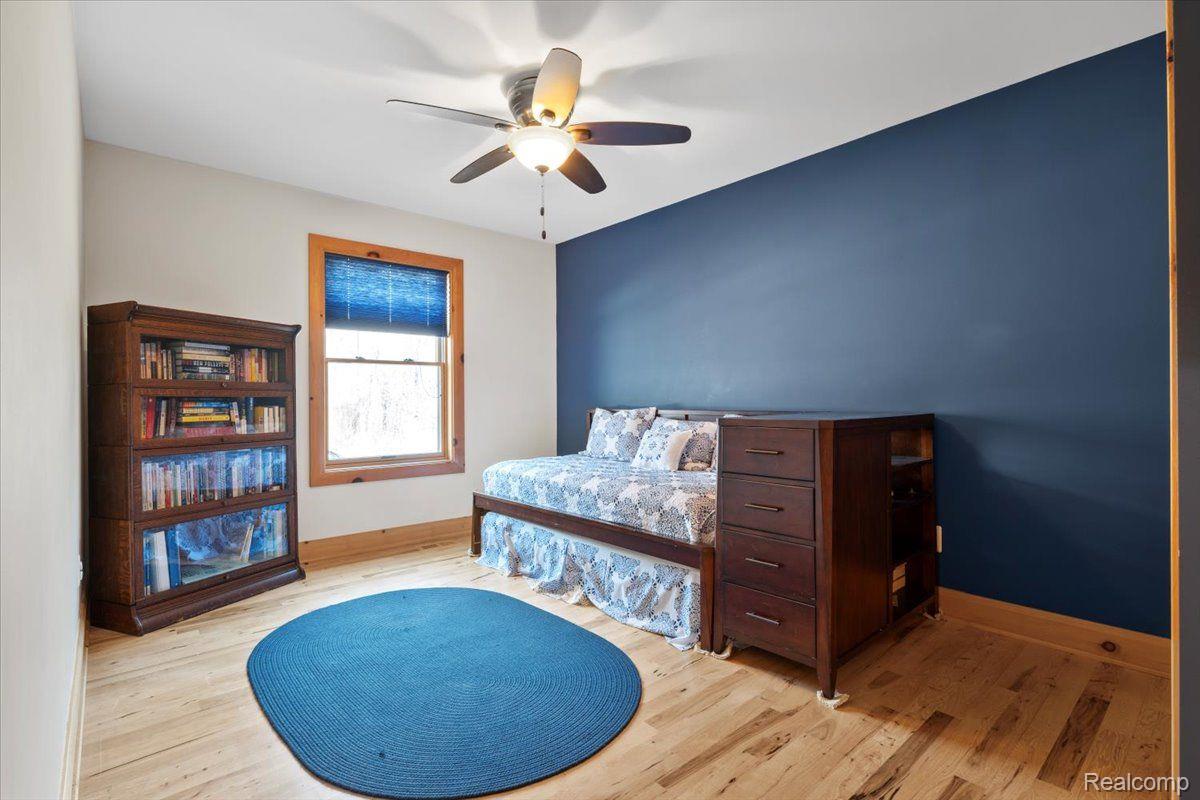 Groveland Township, Michigan 48462, United States, 5 Bedrooms Bedrooms, ,5 BathroomsBathrooms,Residential,Active,93544