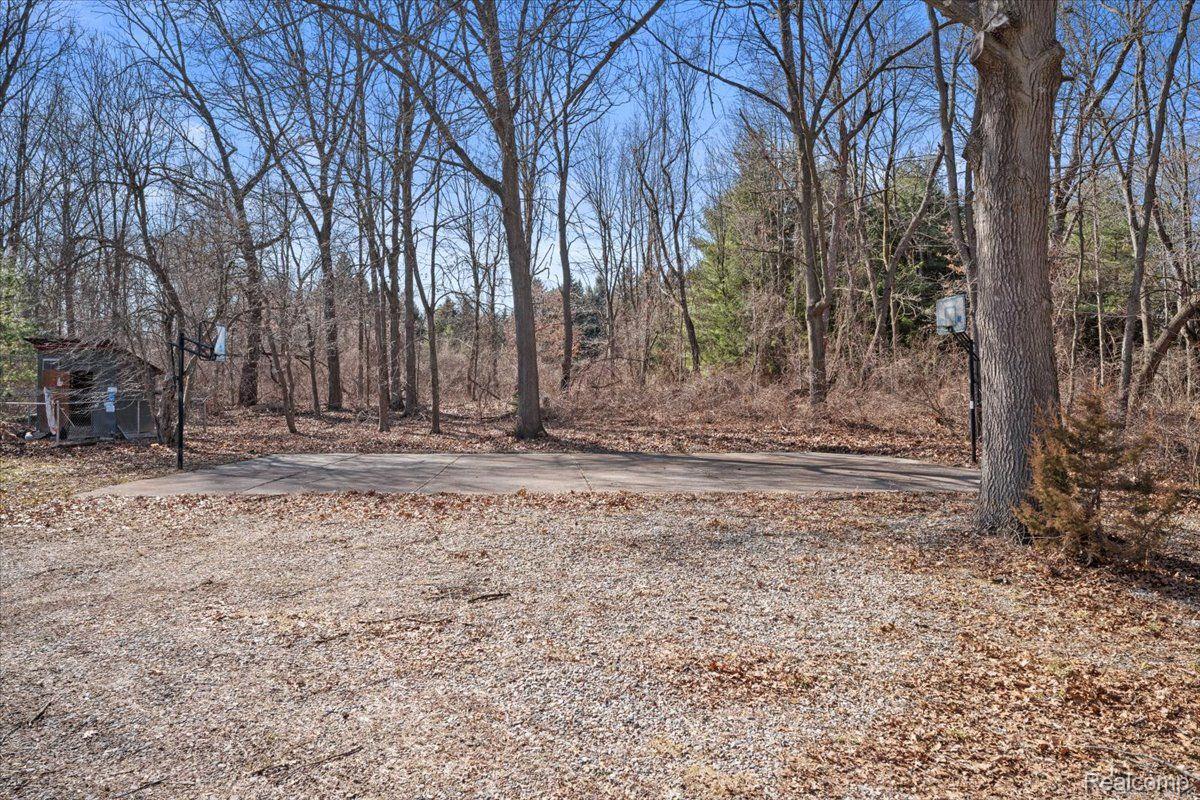 Groveland Township, Michigan 48462, United States, 5 Bedrooms Bedrooms, ,5 BathroomsBathrooms,Residential,Active,93544