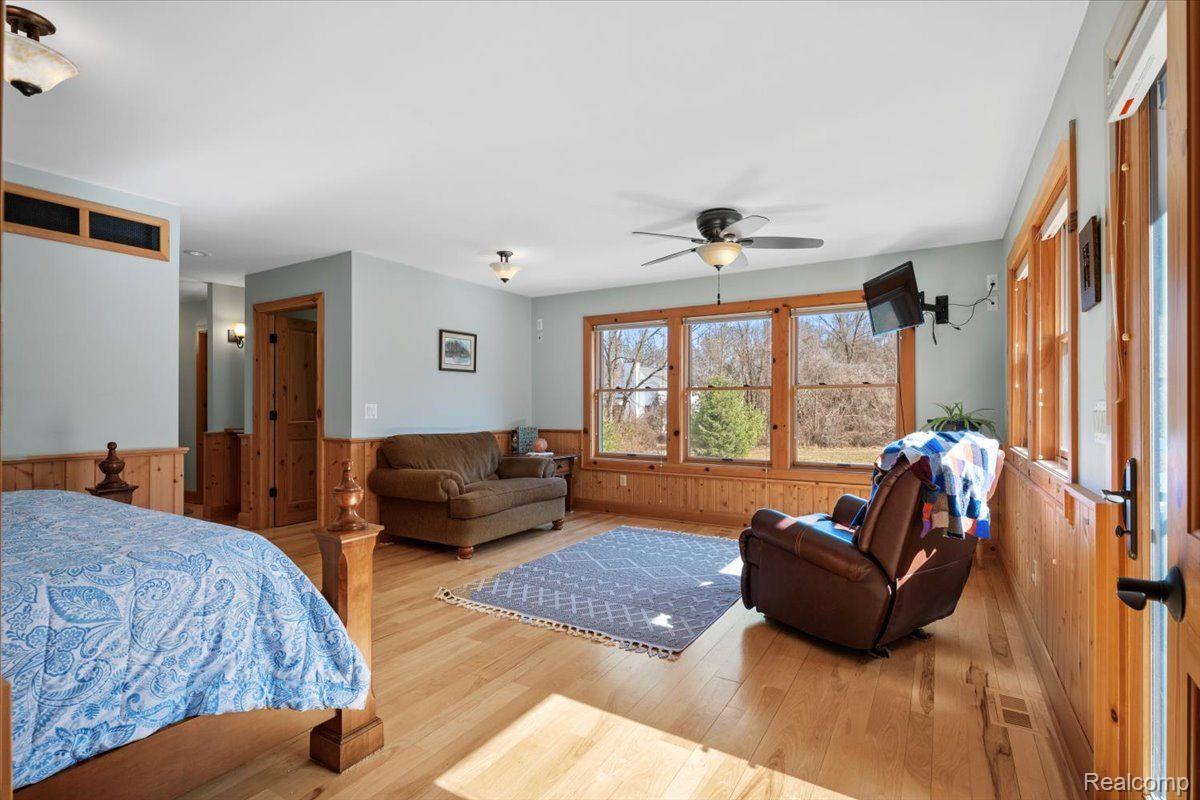 Groveland Township, Michigan 48462, United States, 5 Bedrooms Bedrooms, ,5 BathroomsBathrooms,Residential,Active,93544