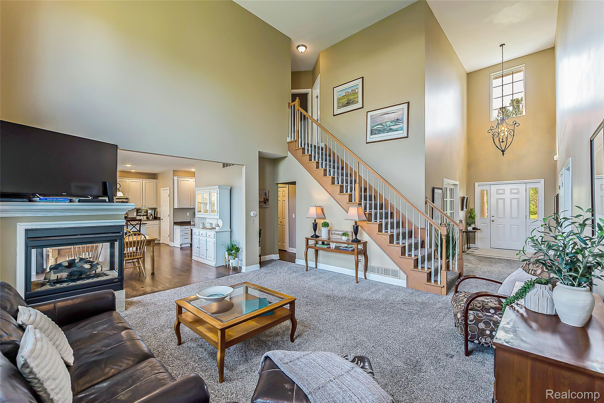 54892 Grenelefe Circle W